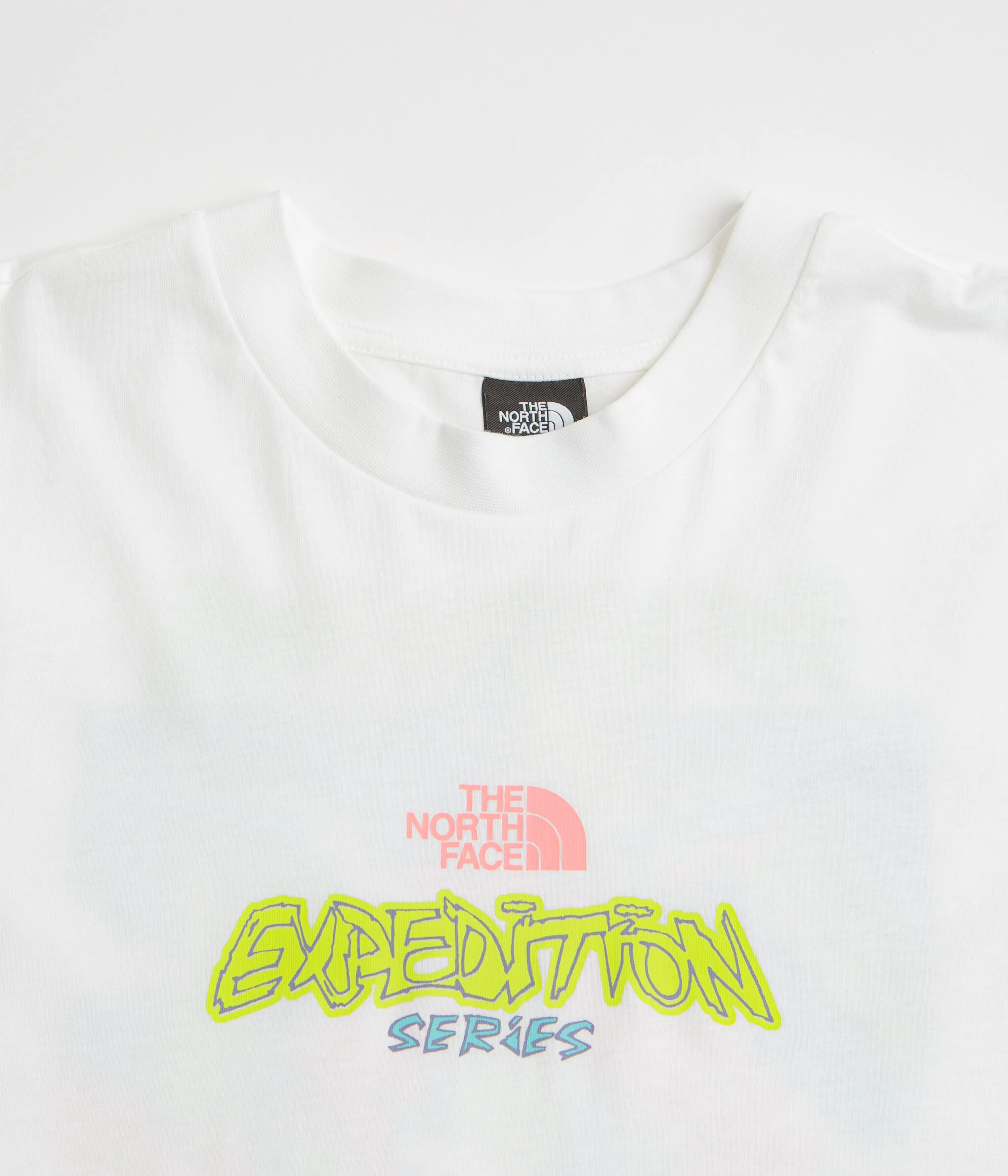 The North Face Expedition Celebration Oversized T-Shirt - TNF White shirt silhouette rugby venue