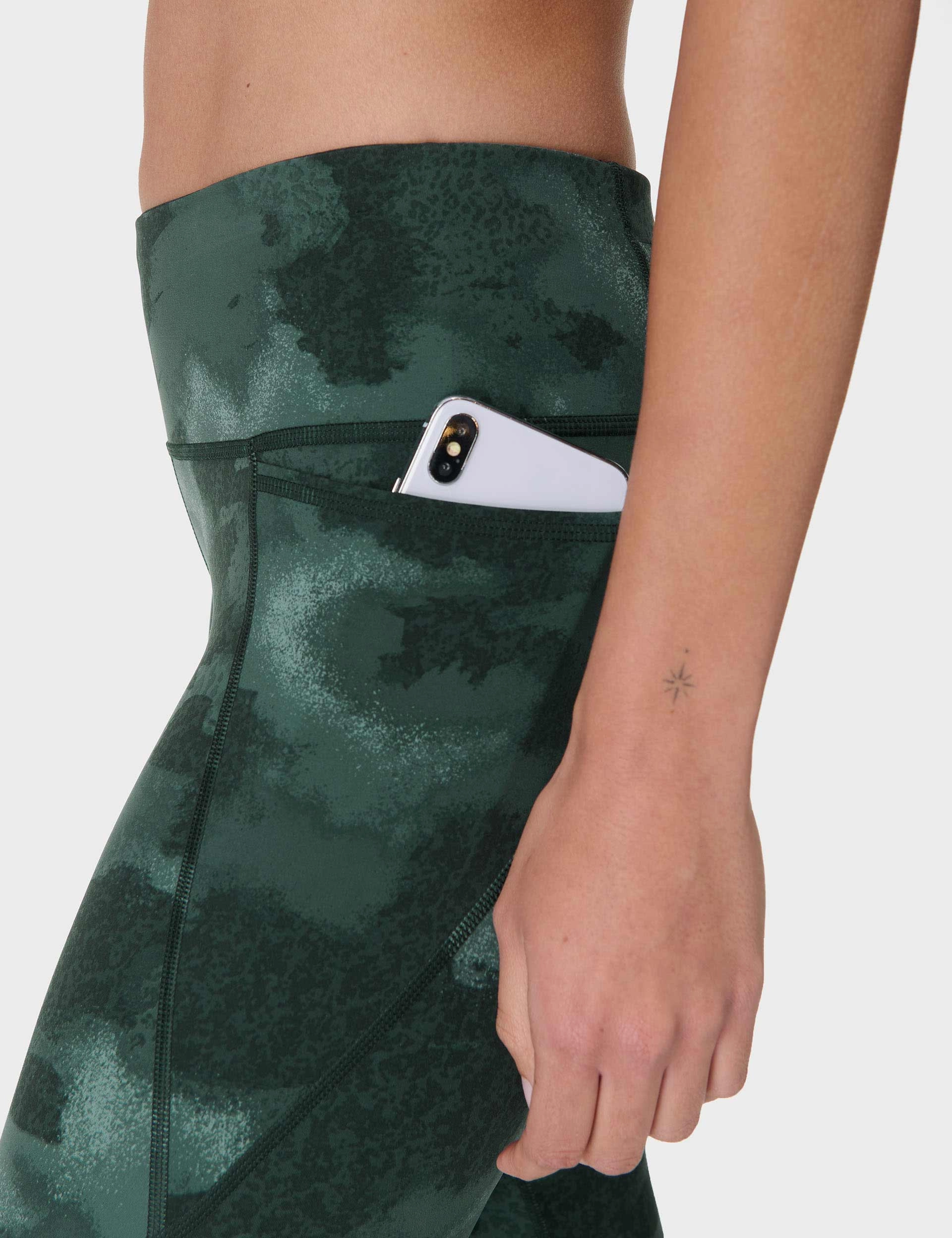 Zen Mode Power 7/8 Gym Leggings - Green Terrain Camo Print