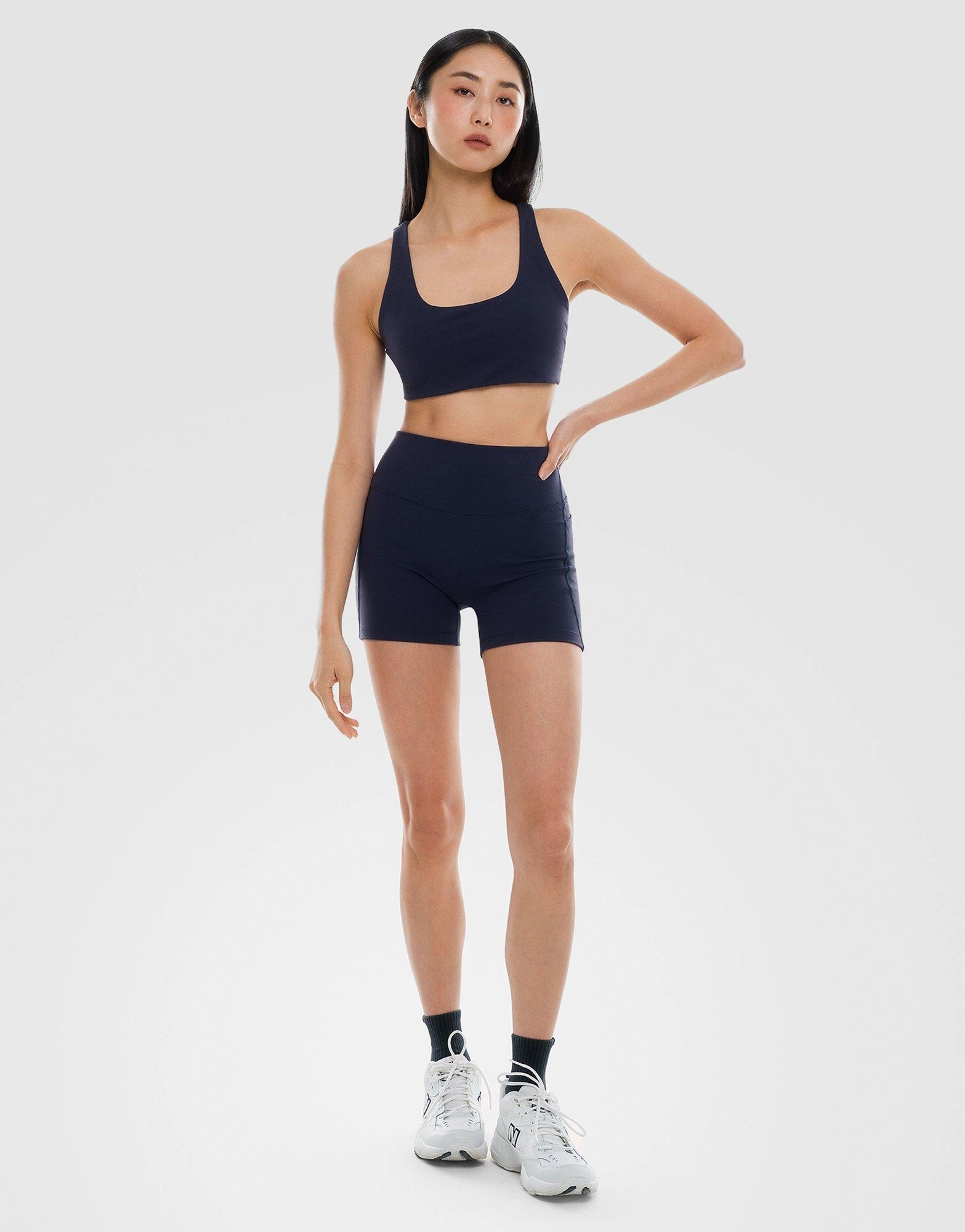 Round neck seams Smooth Texture Power Bra