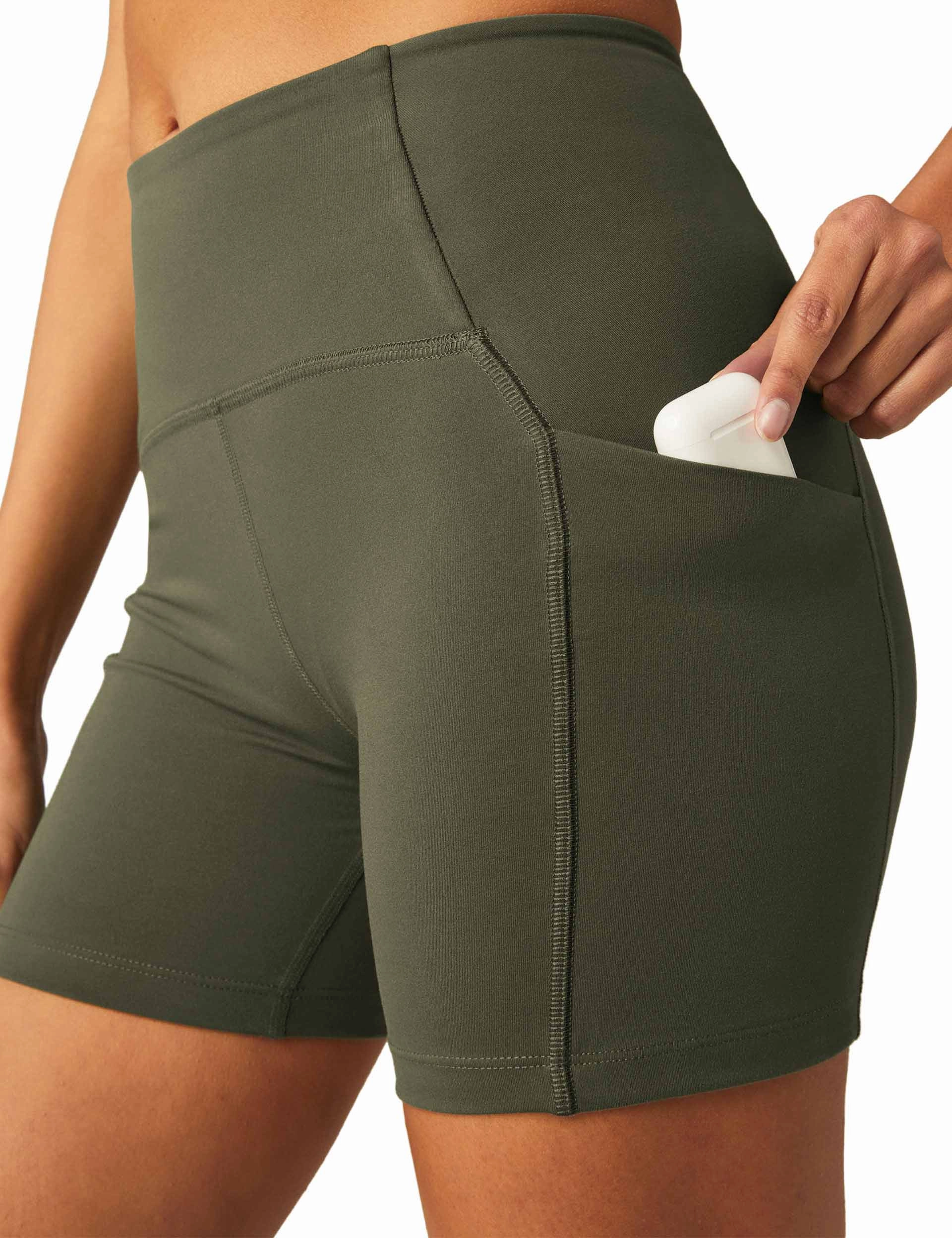 Thermal Regulating Fabric summer breeze POWERBEYOND Strive Pocket Biker Short - Modern Olive