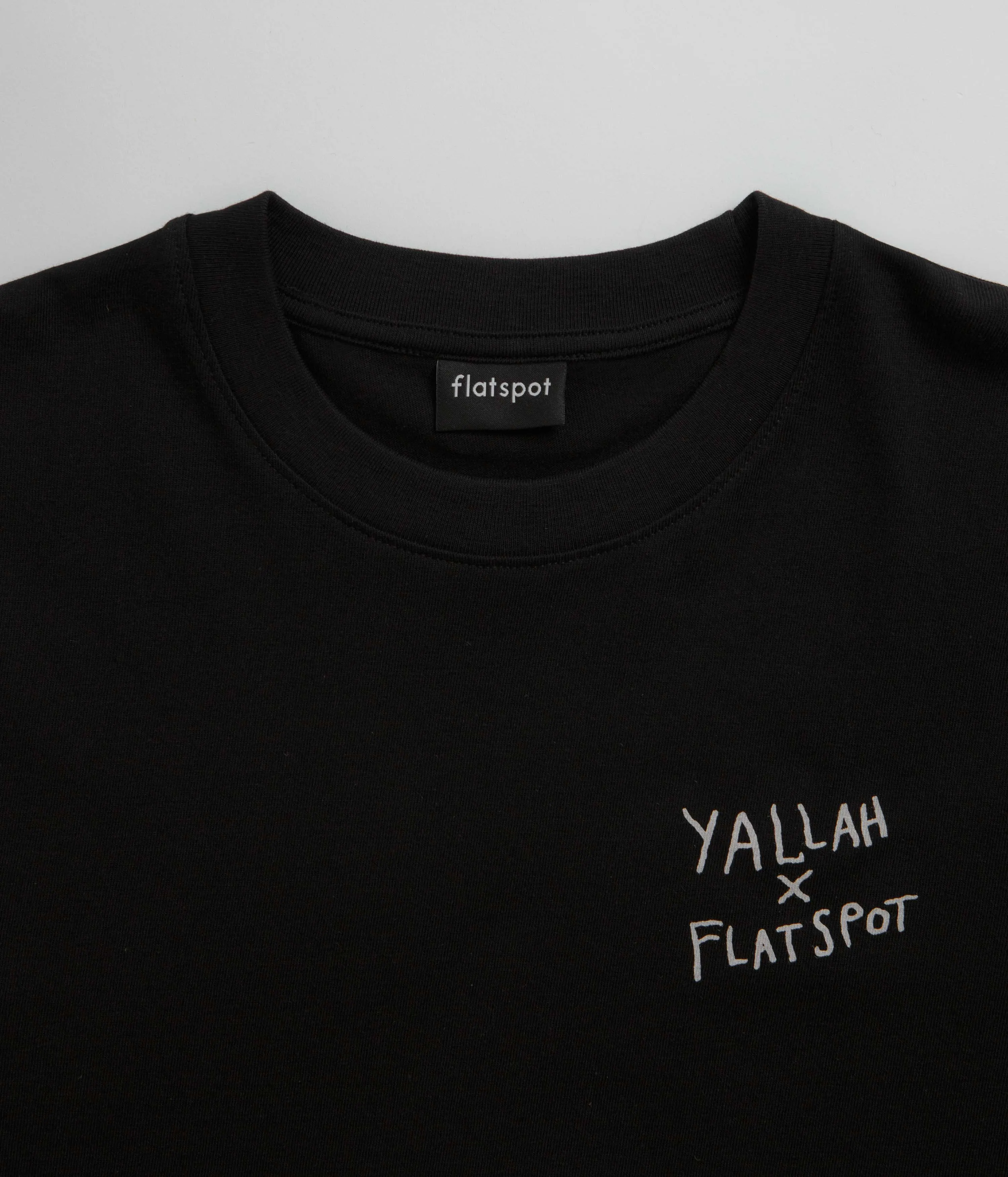 floral A-line silhouette flatspot x Yallah T-Shirt - Black