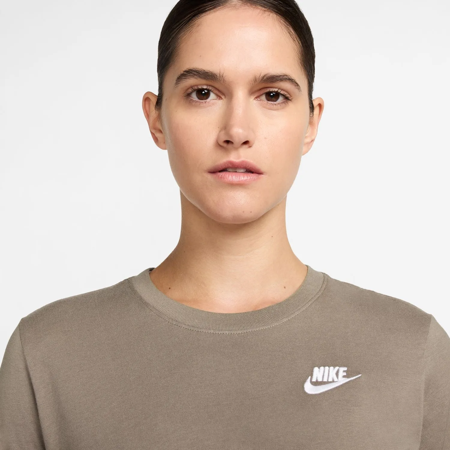 Club Tee - Womens Daily Fit Camera Glow