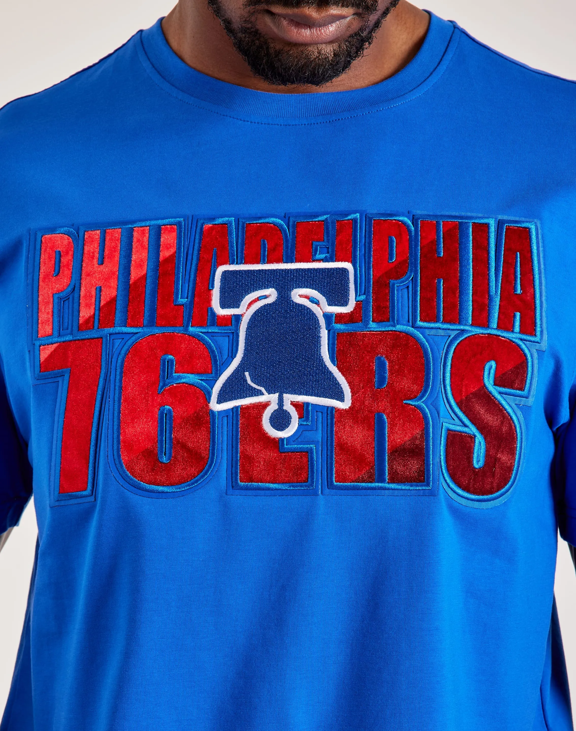 Aura Core Pro Standard NBA Philadelphia 76ers Tee