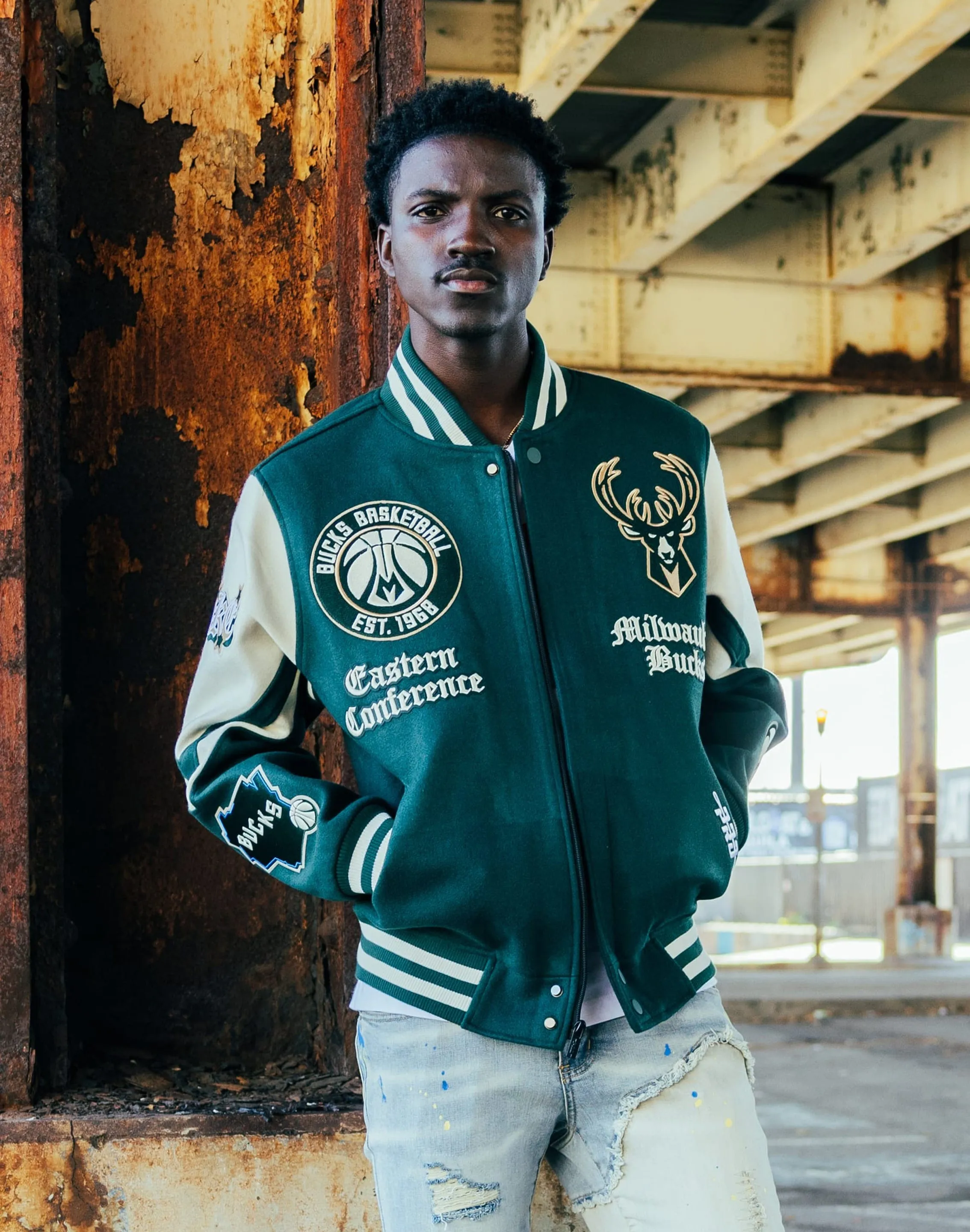 quick dry Sheer Fit Pro Standard NBA Milwaukee Bucks Varsity Jacket