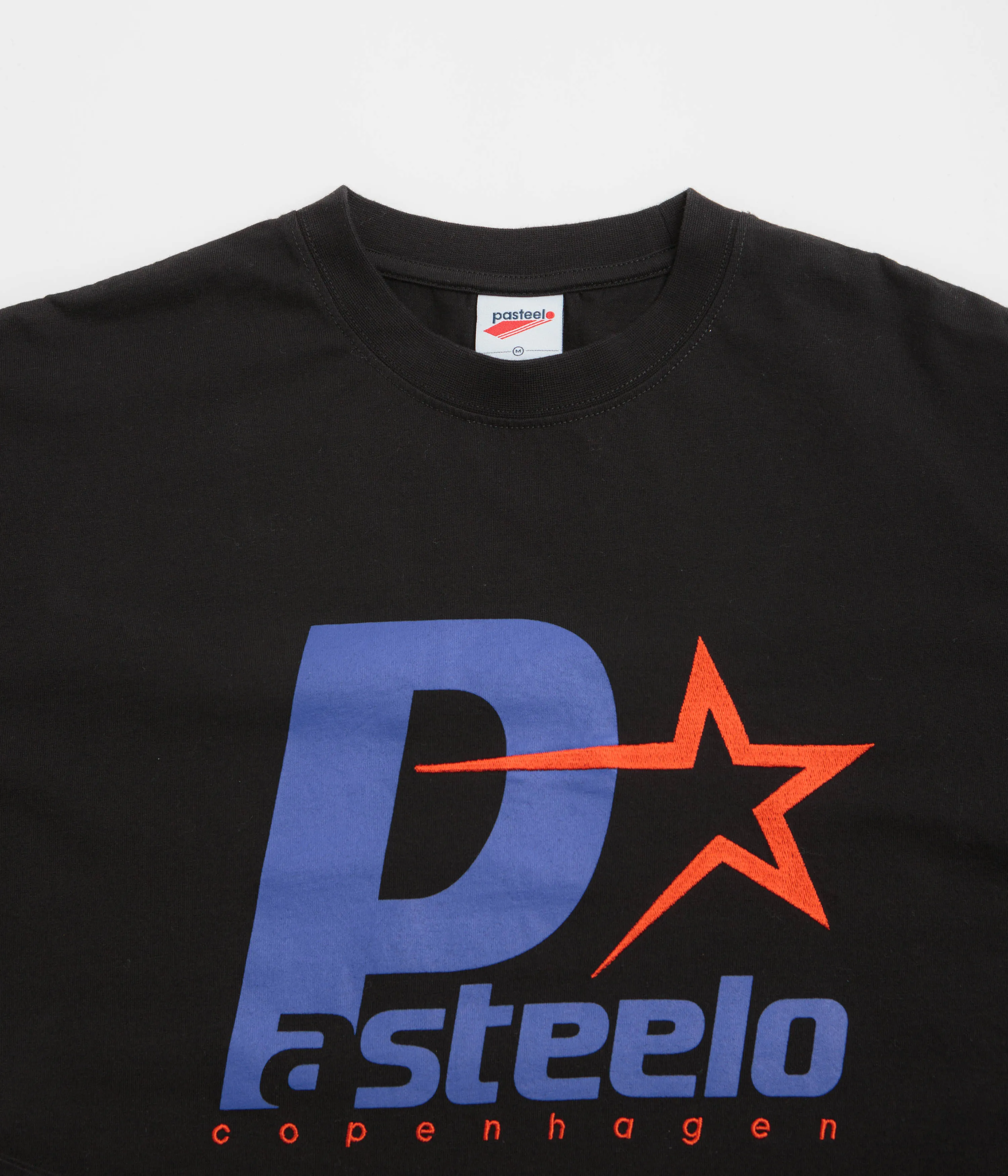 Pasteelo P Steelo T-Shirt - Black sports event Collar design