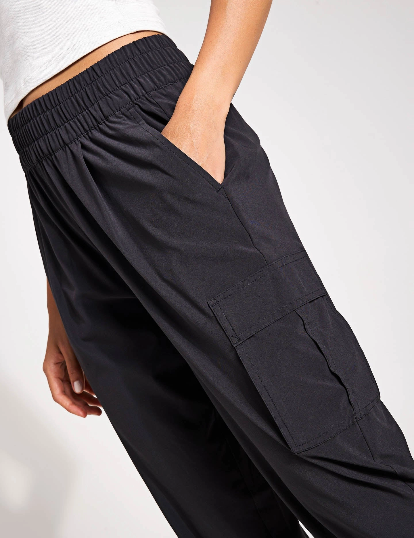 Villa Cargo Jogger - Black Durable Blend