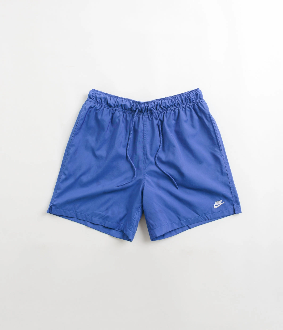 Frictionless Movement Nike Club Woven Flow Shorts - Game Royal / White