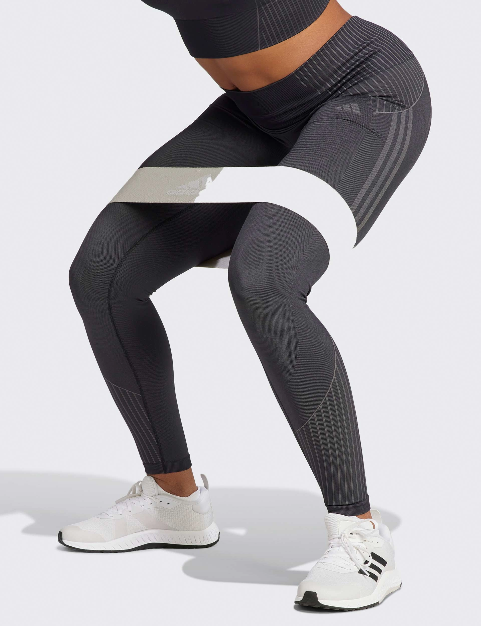 Stretch Fit For Teens chlorine resistant Seamless Branded 7/8 Leggings - Black