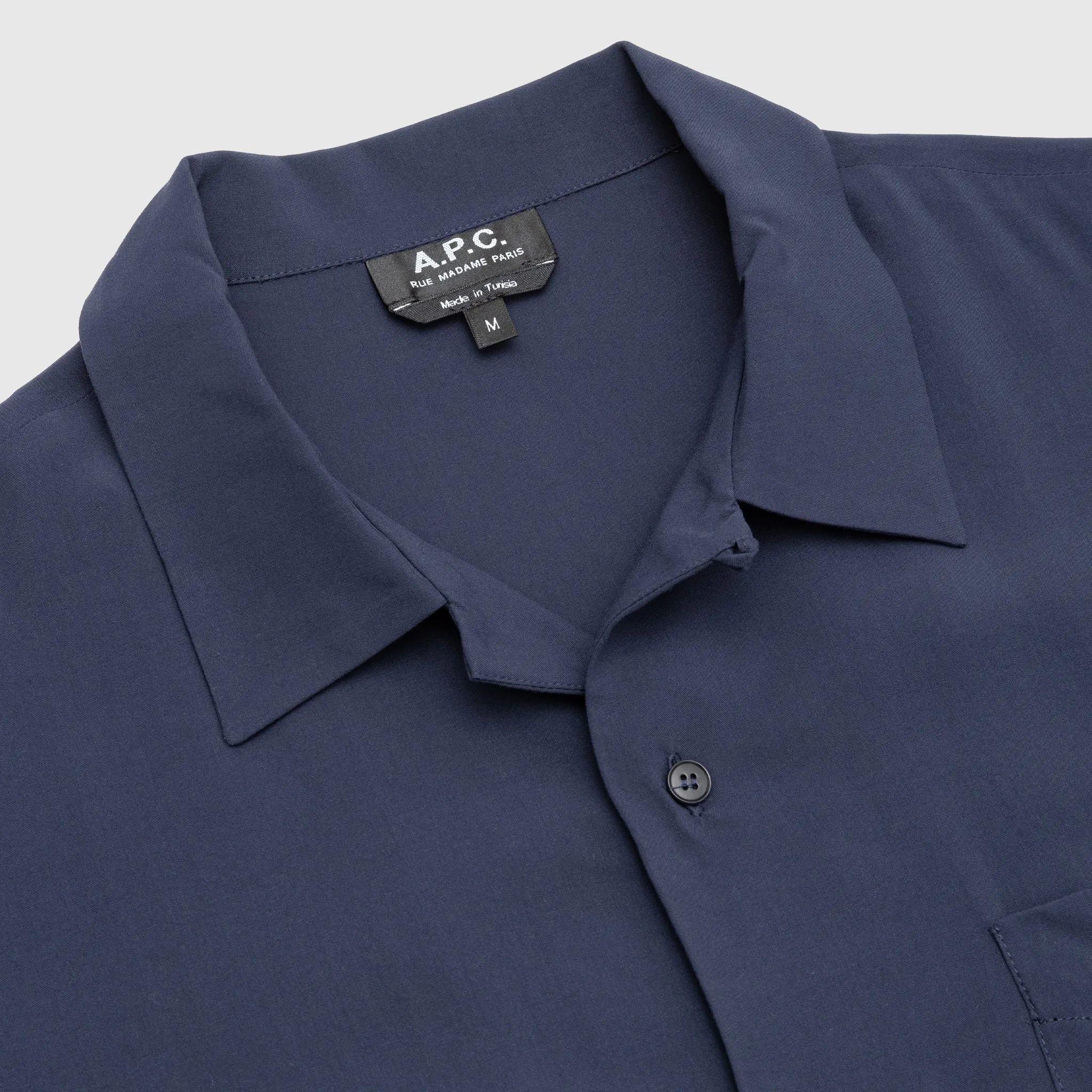 LLOYD S/S BUTTON DOWN SHIRT Must-Have Item adult clothing