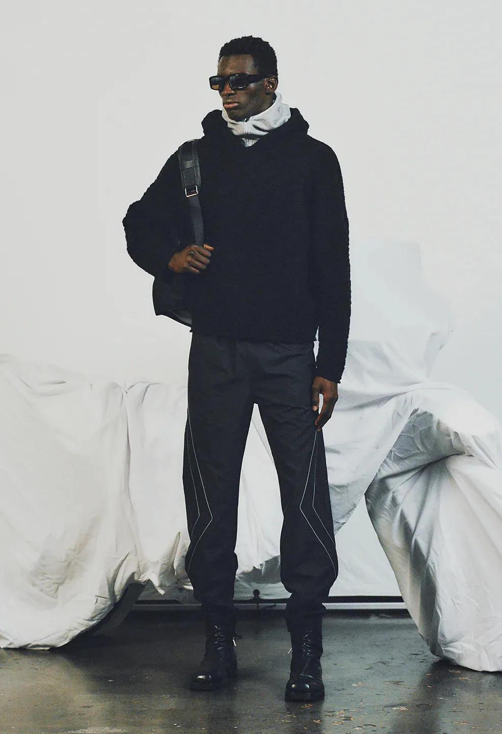 PANELLED NYLON PANT - BLACK Fresh Glow