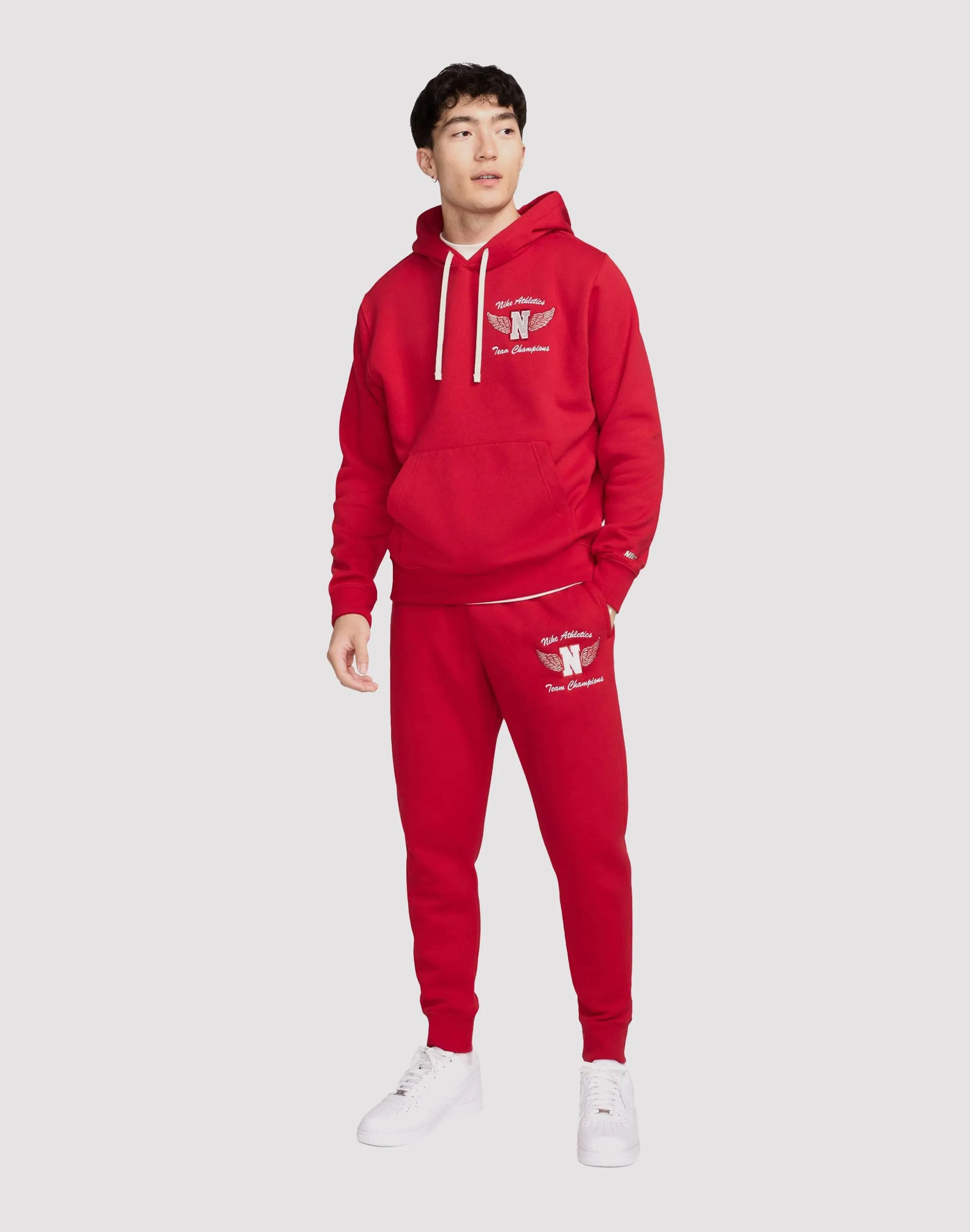 LightweightTextile WaterRepellentFinish Nike Sportswear Club Fleece Joggers
