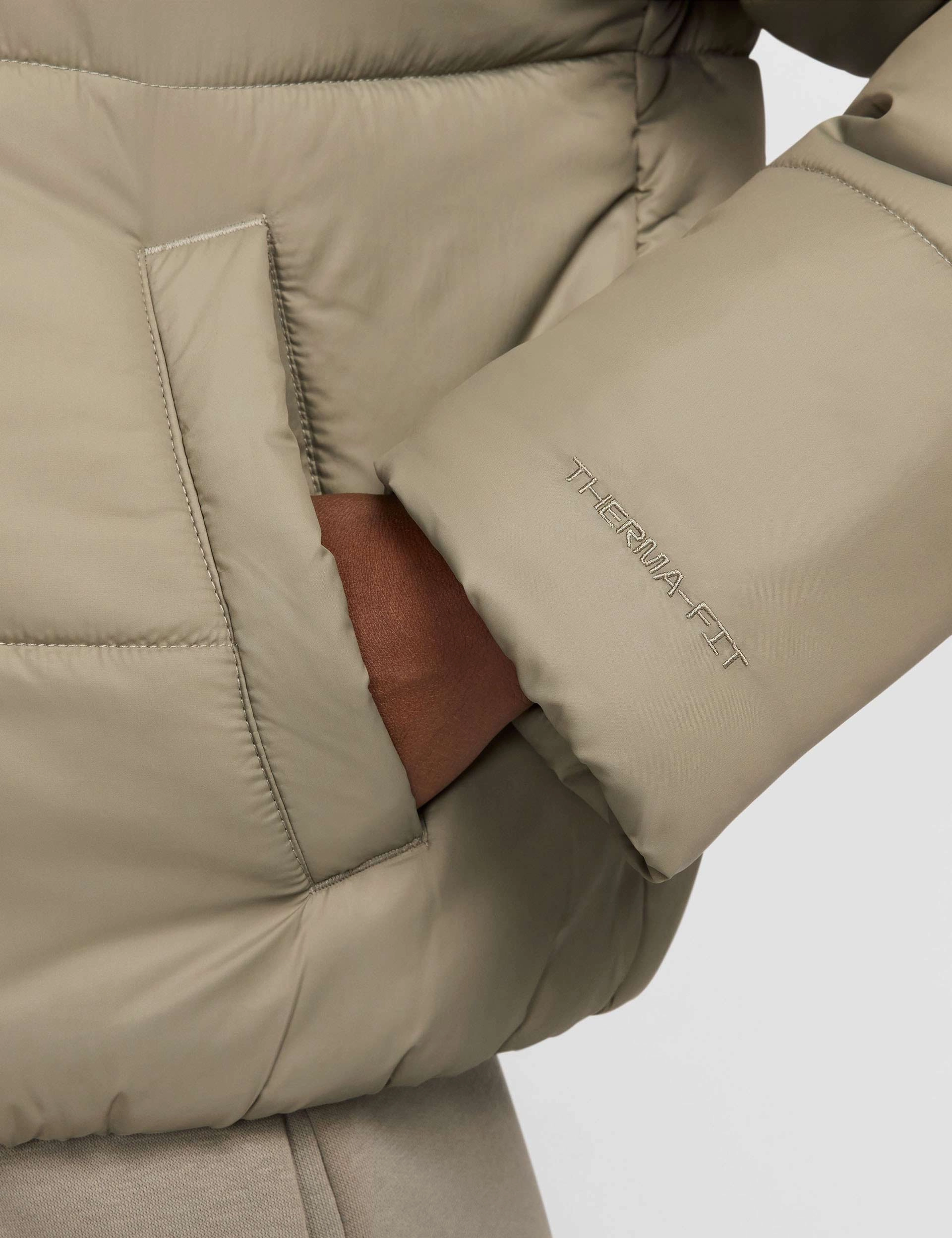 Sportswear Classic Puffer Therma-Fit Hooded Jacket - Light Army/White Hypoallergenic Interior Layer Reinforced Elbows