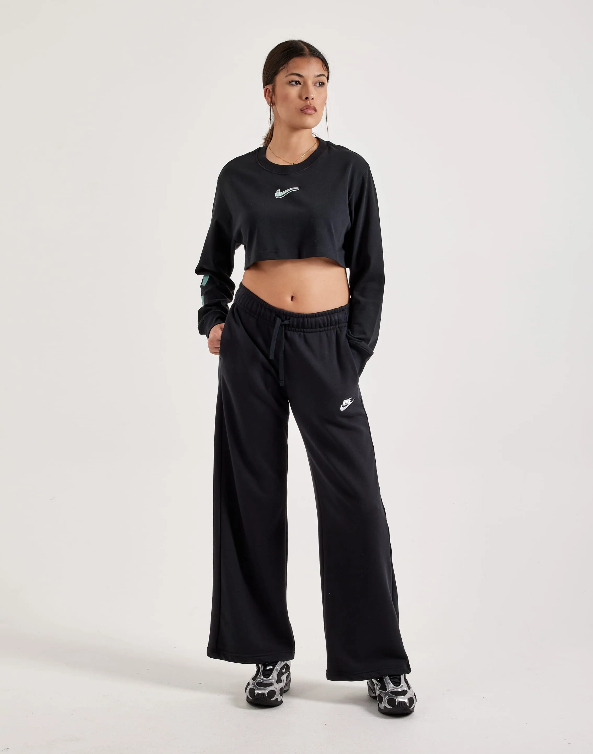 Nike Long-Sleeve Cropped Tee VersatileCuff