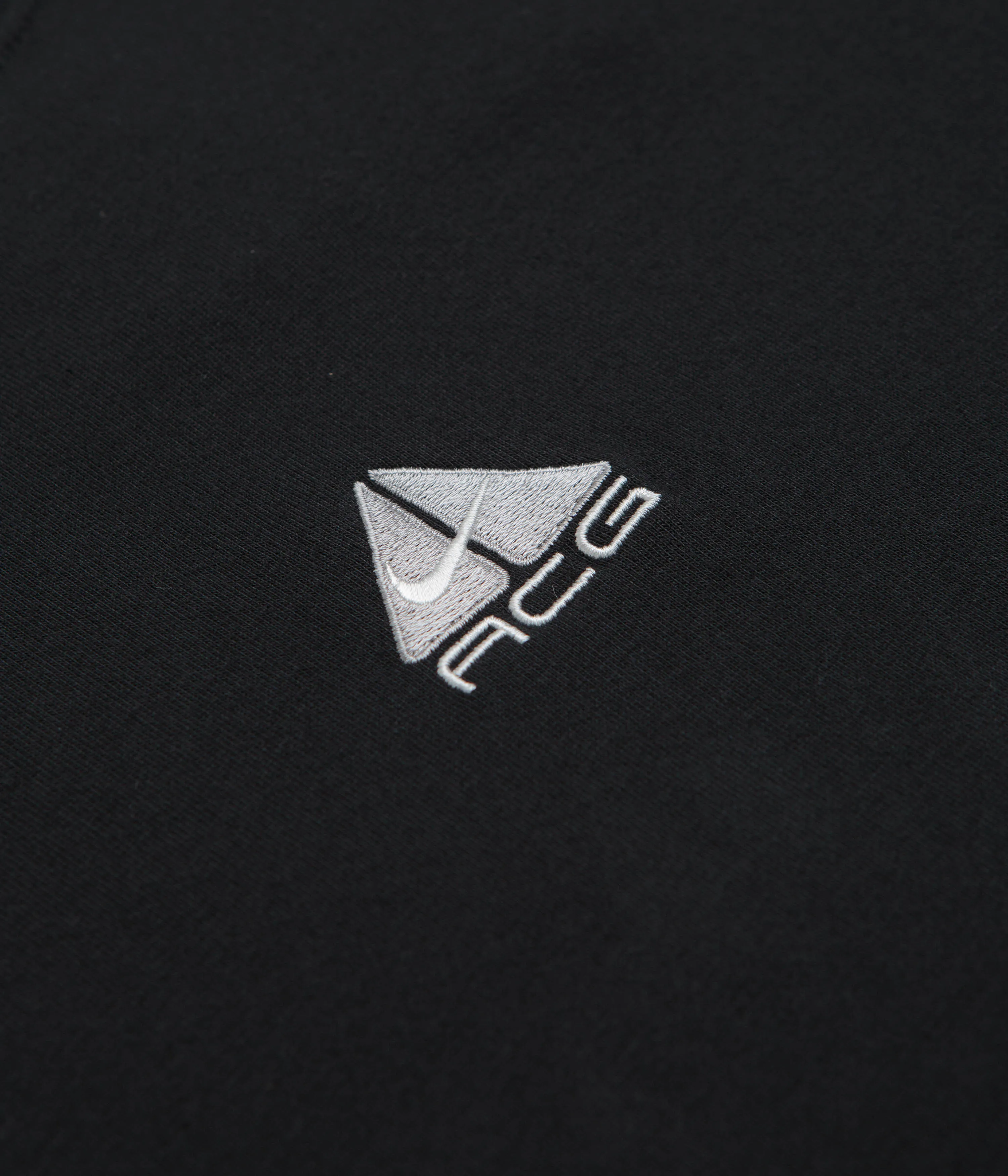 Nike ACG Lungs T-Shirt - Black / Light Smoke Grey / Summit White cruise event