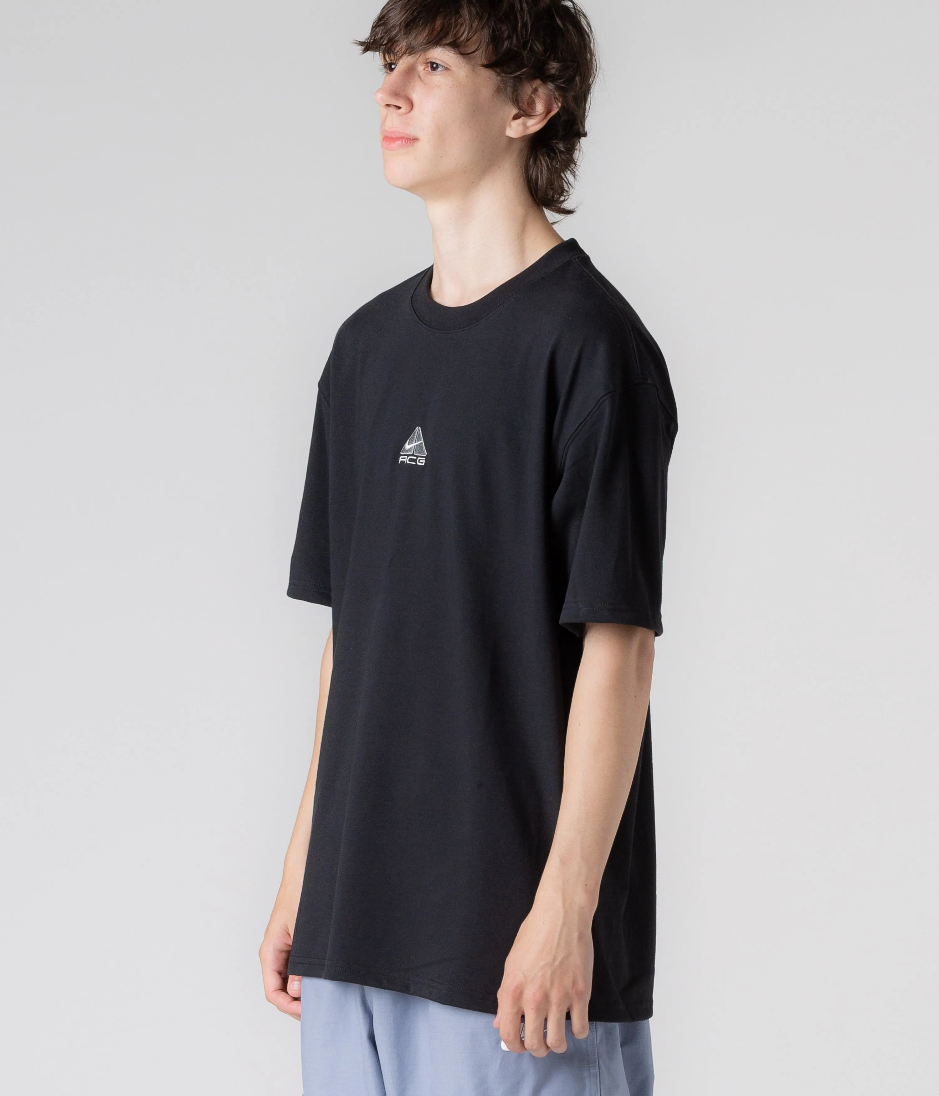 Nike ACG Lungs T-Shirt - Black / Light Smoke Grey / Summit White Minimalist Design Breathable Design