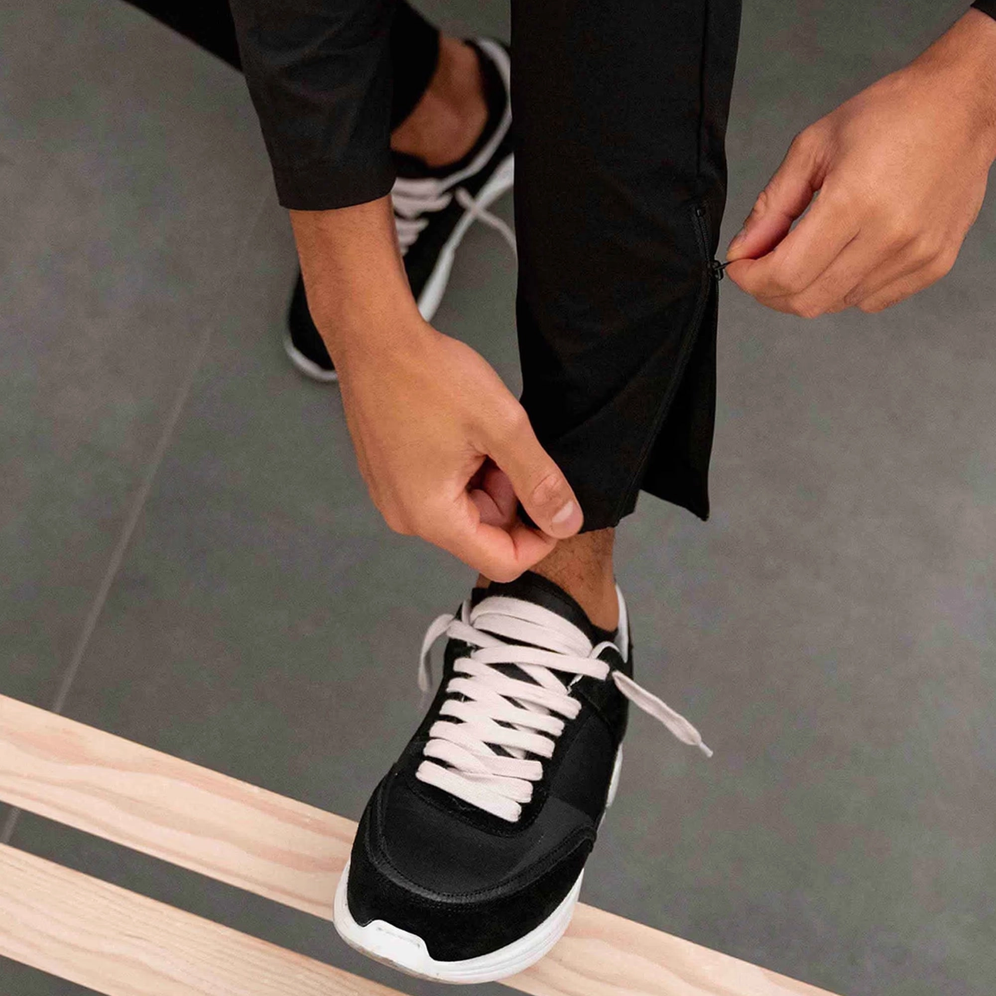 REPRESENT | 247 ZIP PANT { BLACK EasyCareMaterial