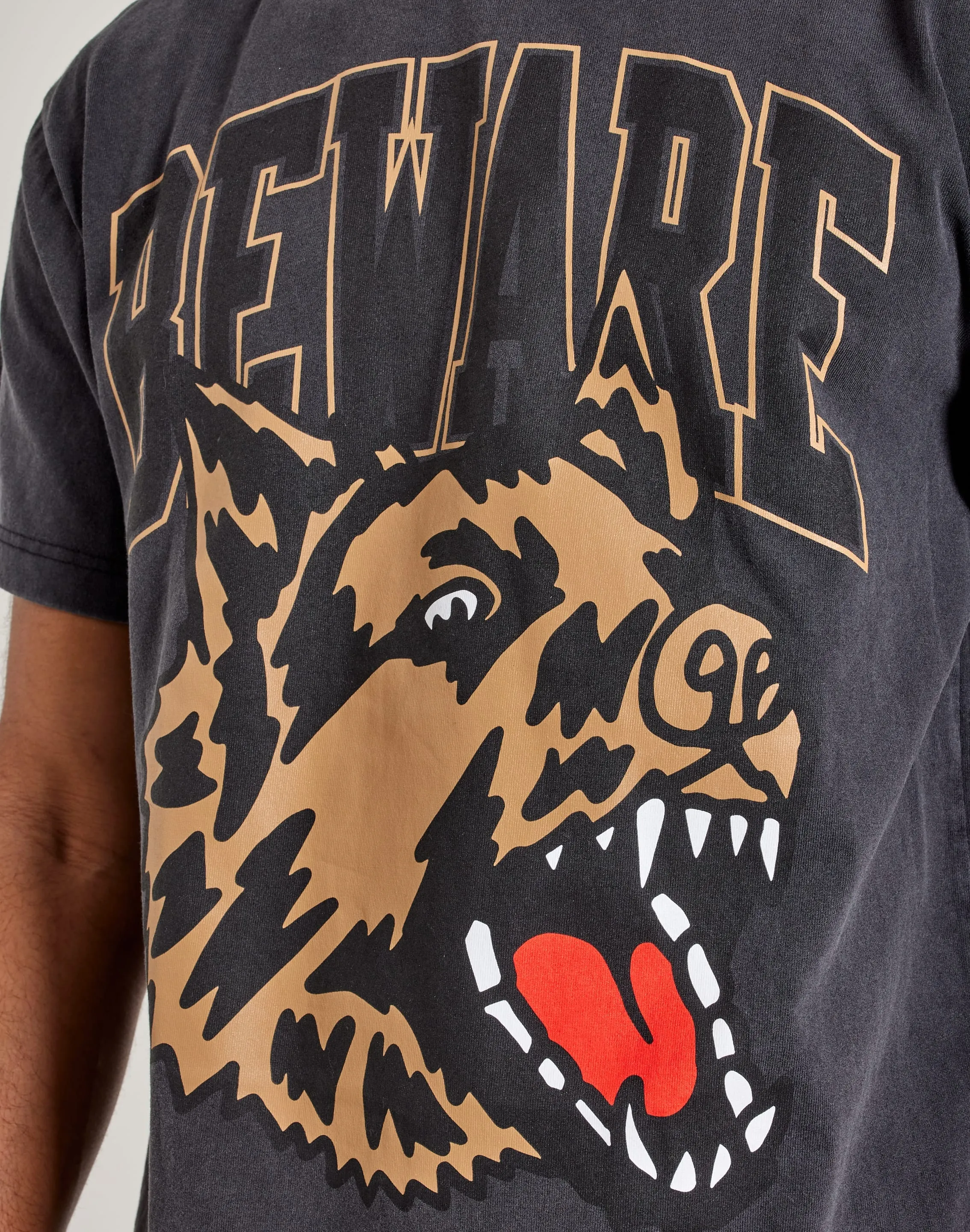 Market Classic Beware Tee American Ease