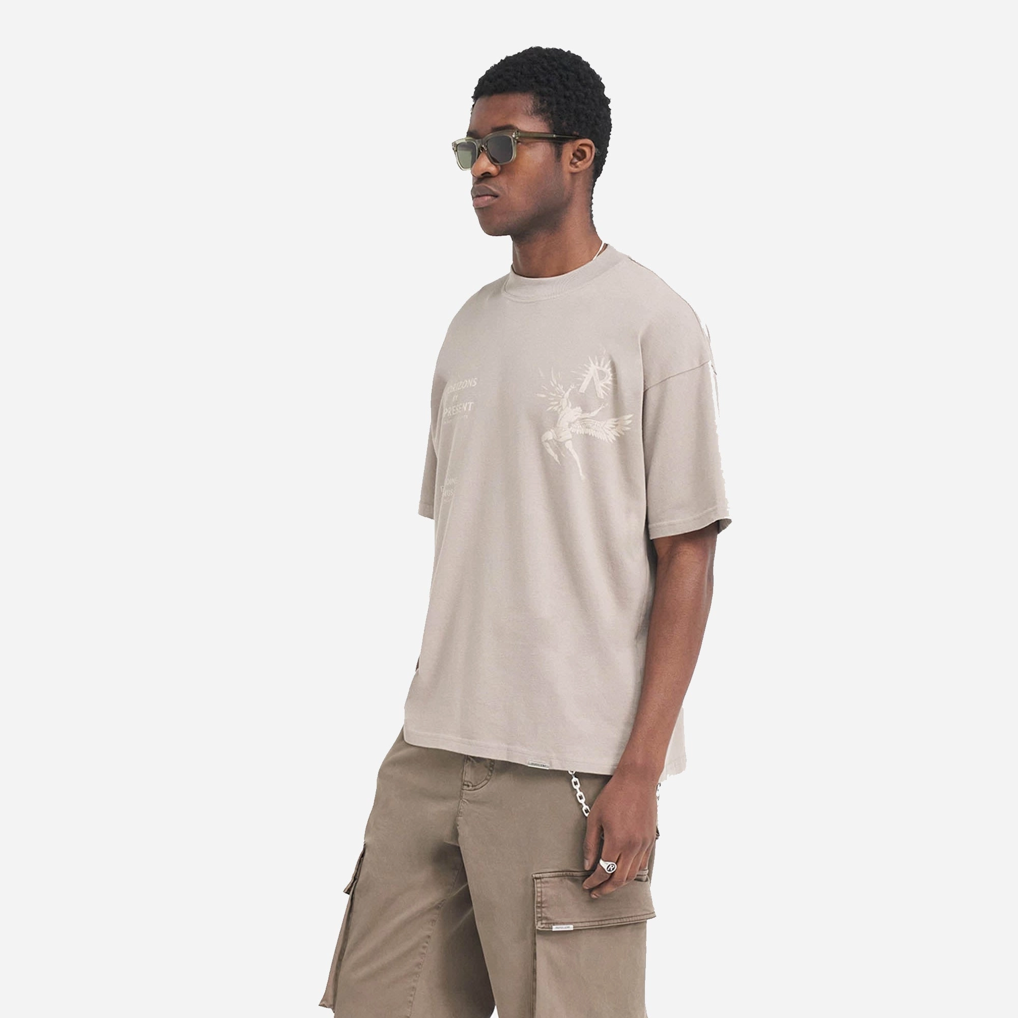 Represent | ICARUS T-SHIRT  { TAUPE Regal Glow Seamless Sleeve Construction