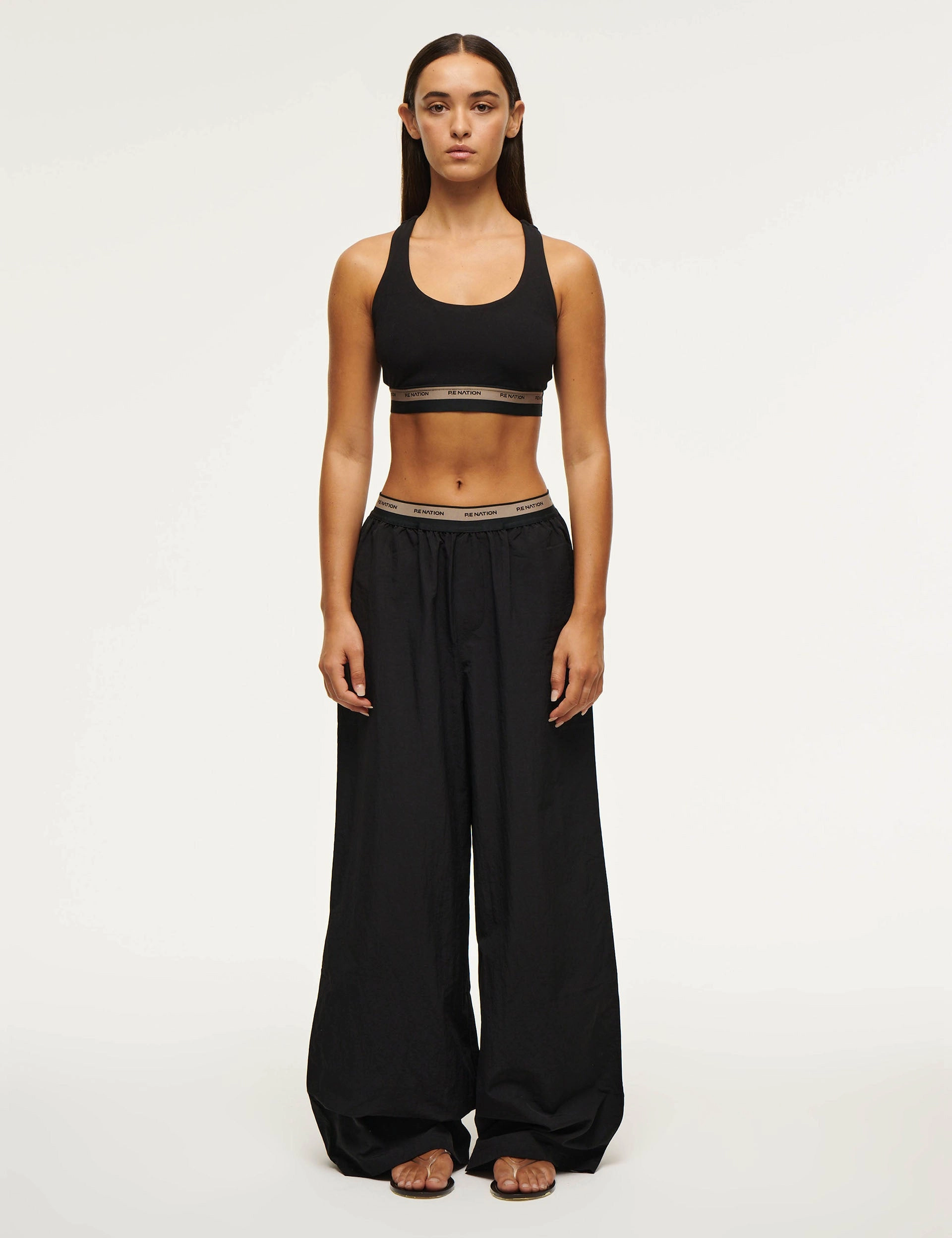 Avant Sports Bra - Black Supportive structure Flexible Support