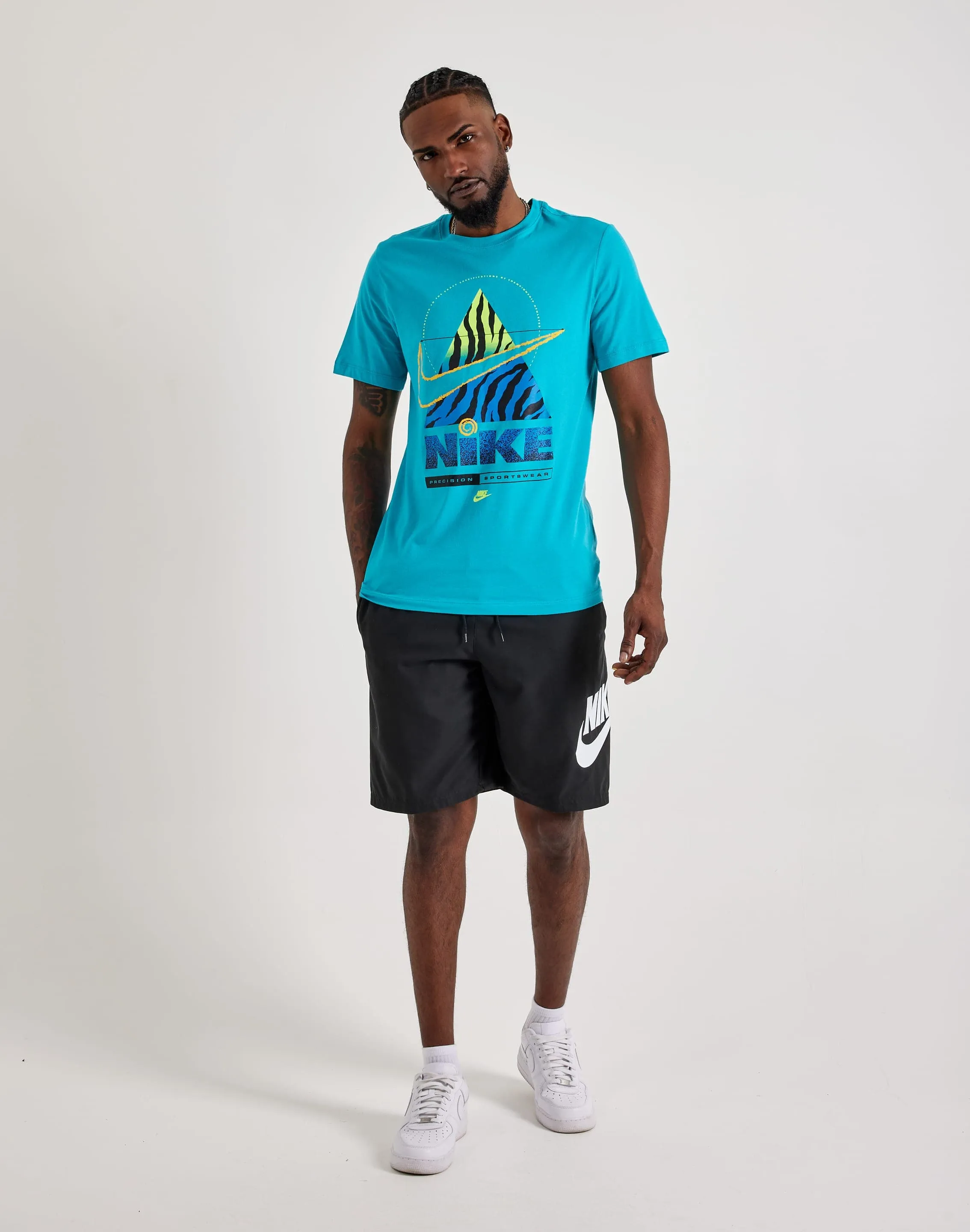 Nike Sportswear Tee Saga Fit ZeroChafeSeams