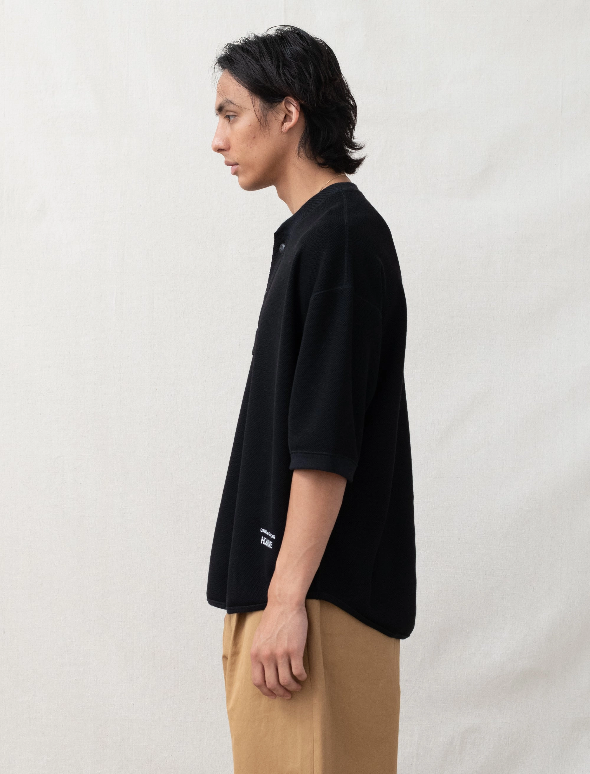 Mesh Knit Jersey (Black) Low Profile Zipper Closure Smooth Stitching