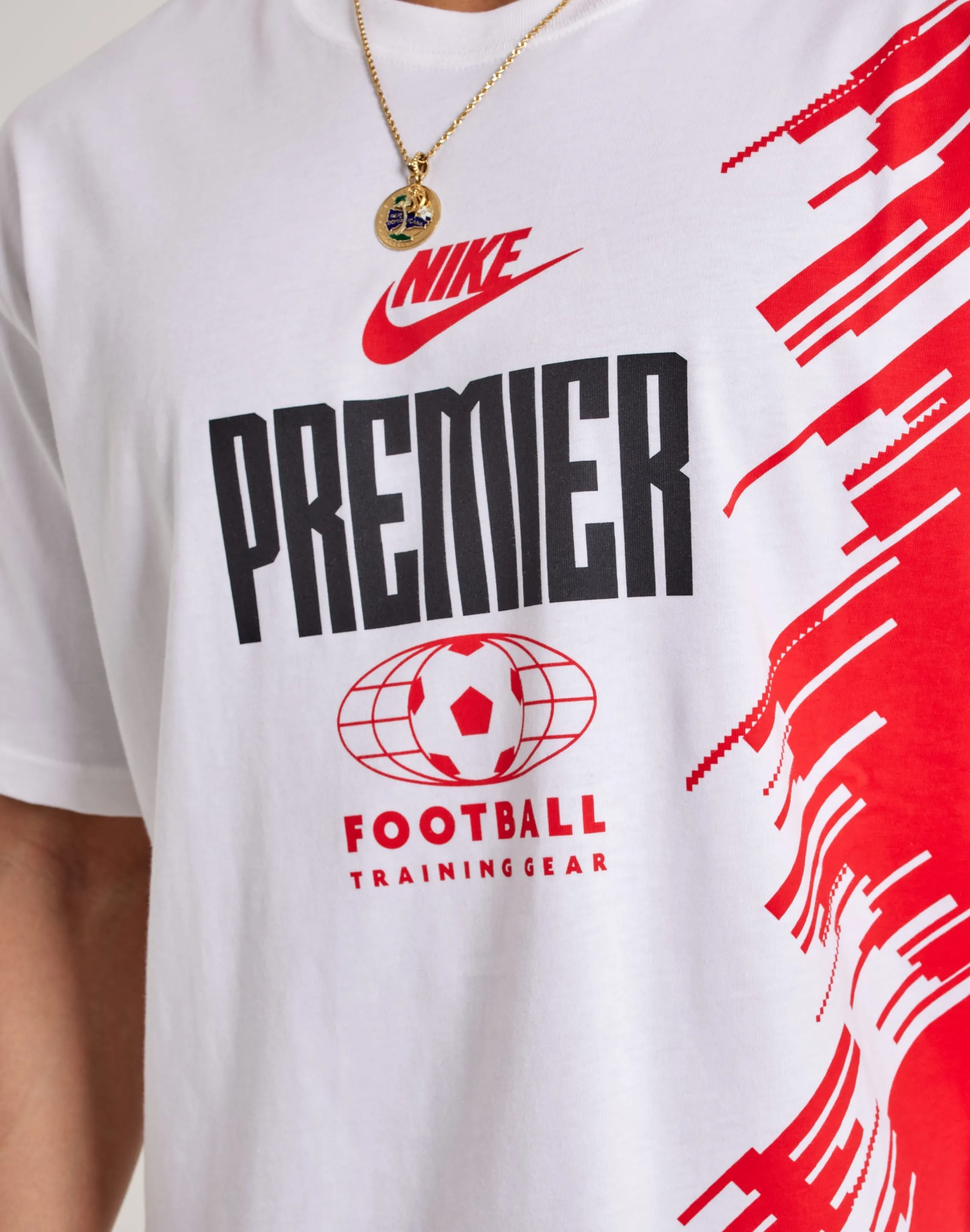 Nike Max90 Soccer Tee Vegan Mood Fearless Mode