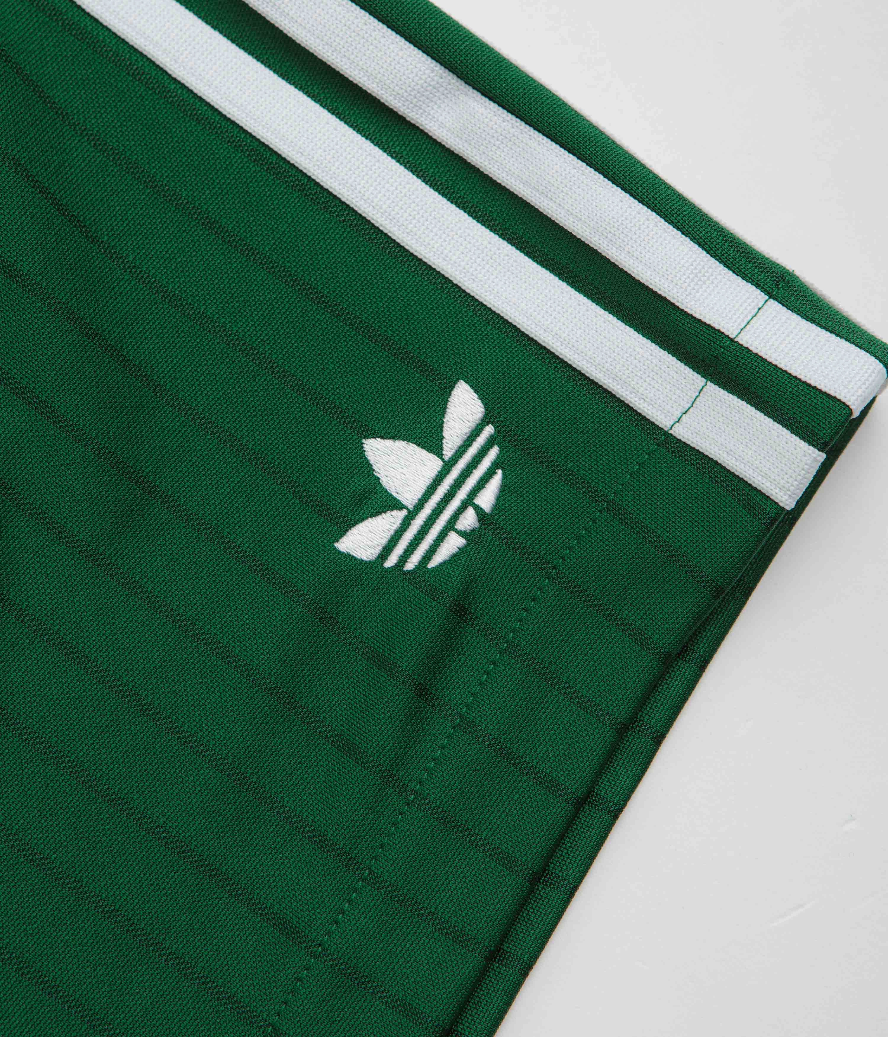 Adidas Skateboarding Classic Shorts - Dark Green / White Coastal Style Double Layered Reinforcement