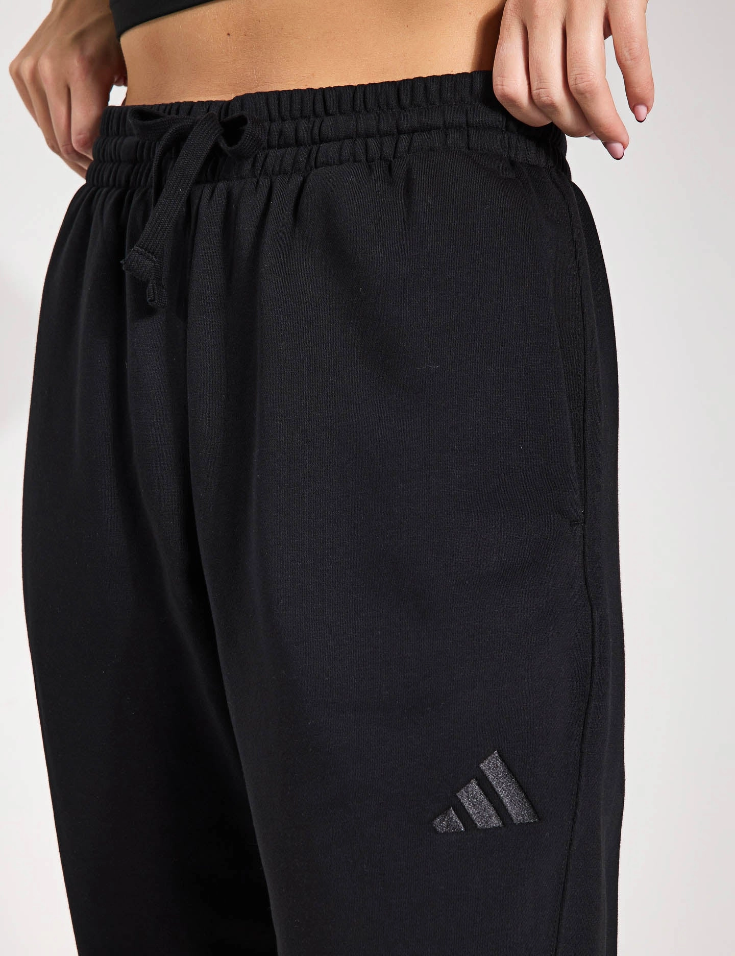 ALL SZN Fleece Loose Joggers - Black 4 WayStretch HeatDissipationFabric