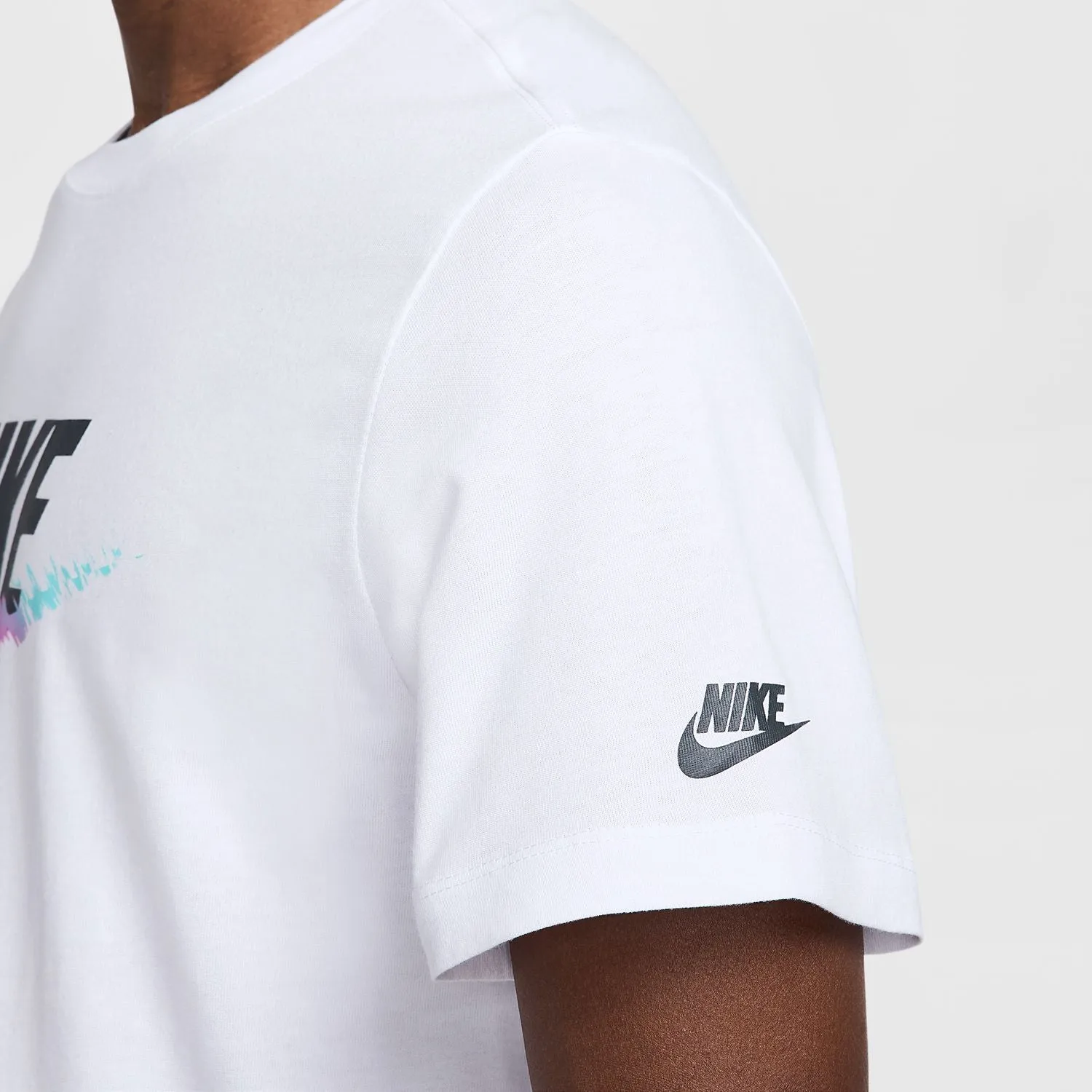 SnagFree Surface Smile Ease Seasonal Futura Tee - Mens