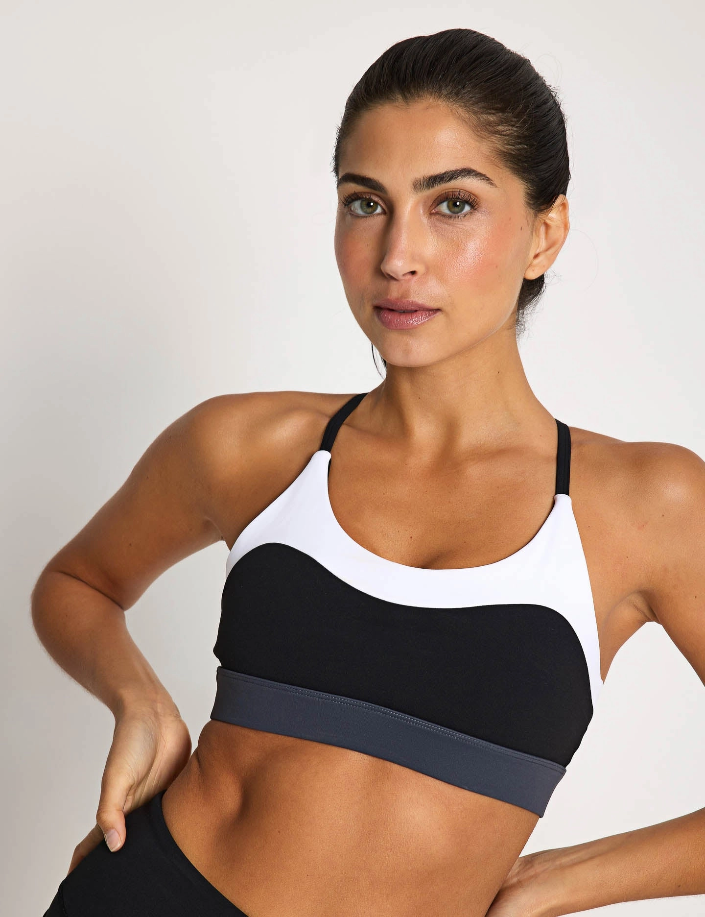 Limitless Sports Bra - Black Anti-chafe Wireless
