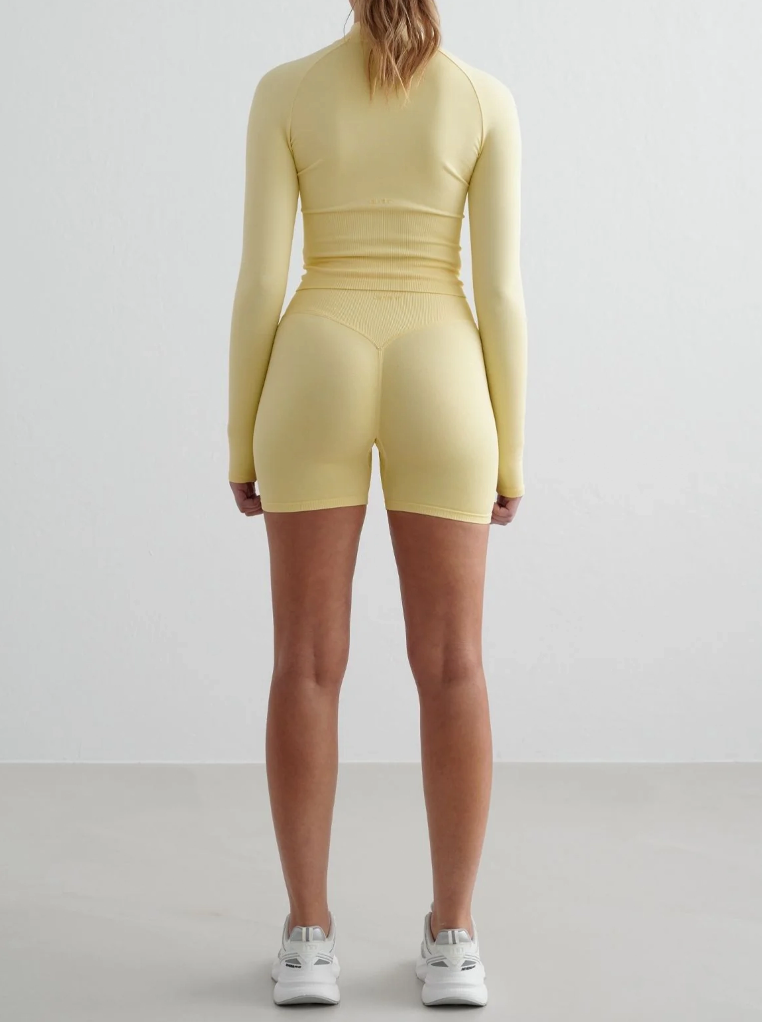 Comfy Feel Shape Seamless Hotpants