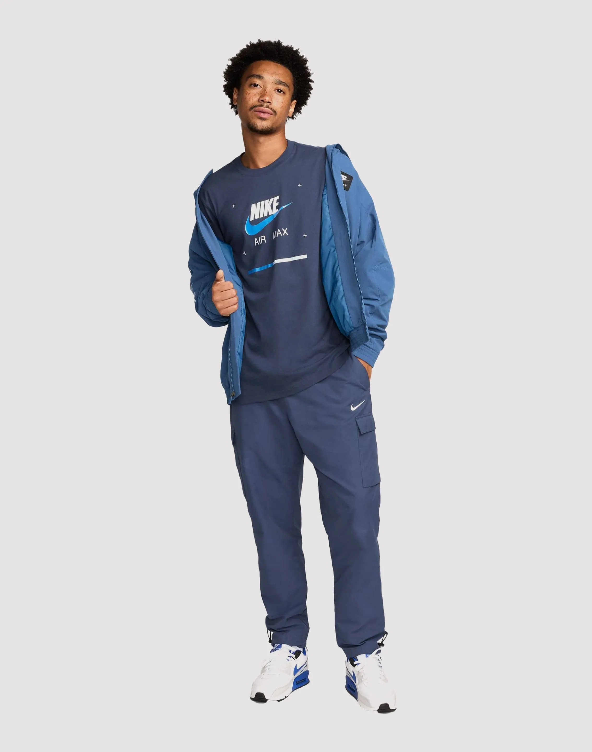 Reinforced Edges Adjustable Hem Nike Sportswear Tee