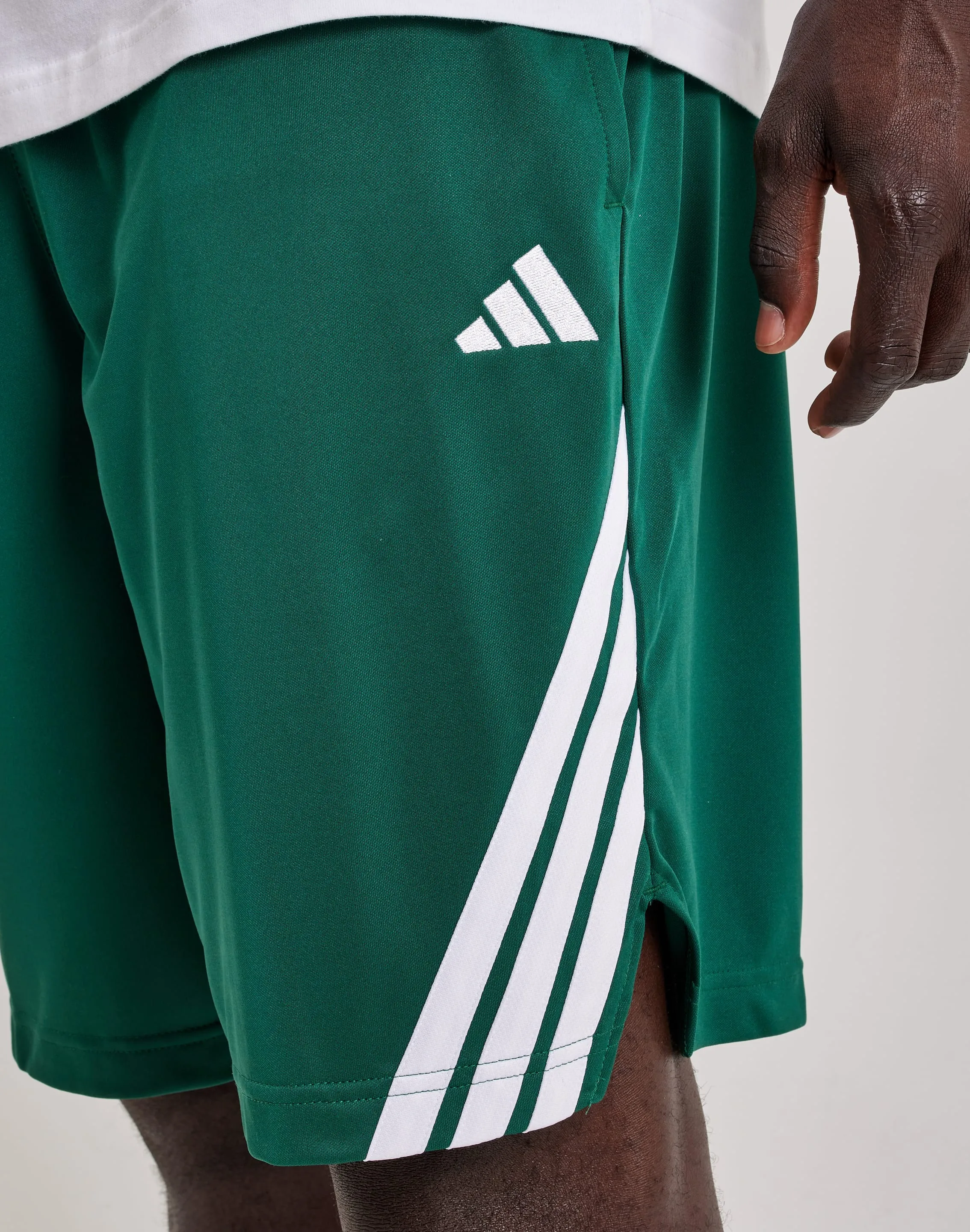 Adidas 3-Stripes Basketball Shorts Thermal Insulation Ventilated Back Panels