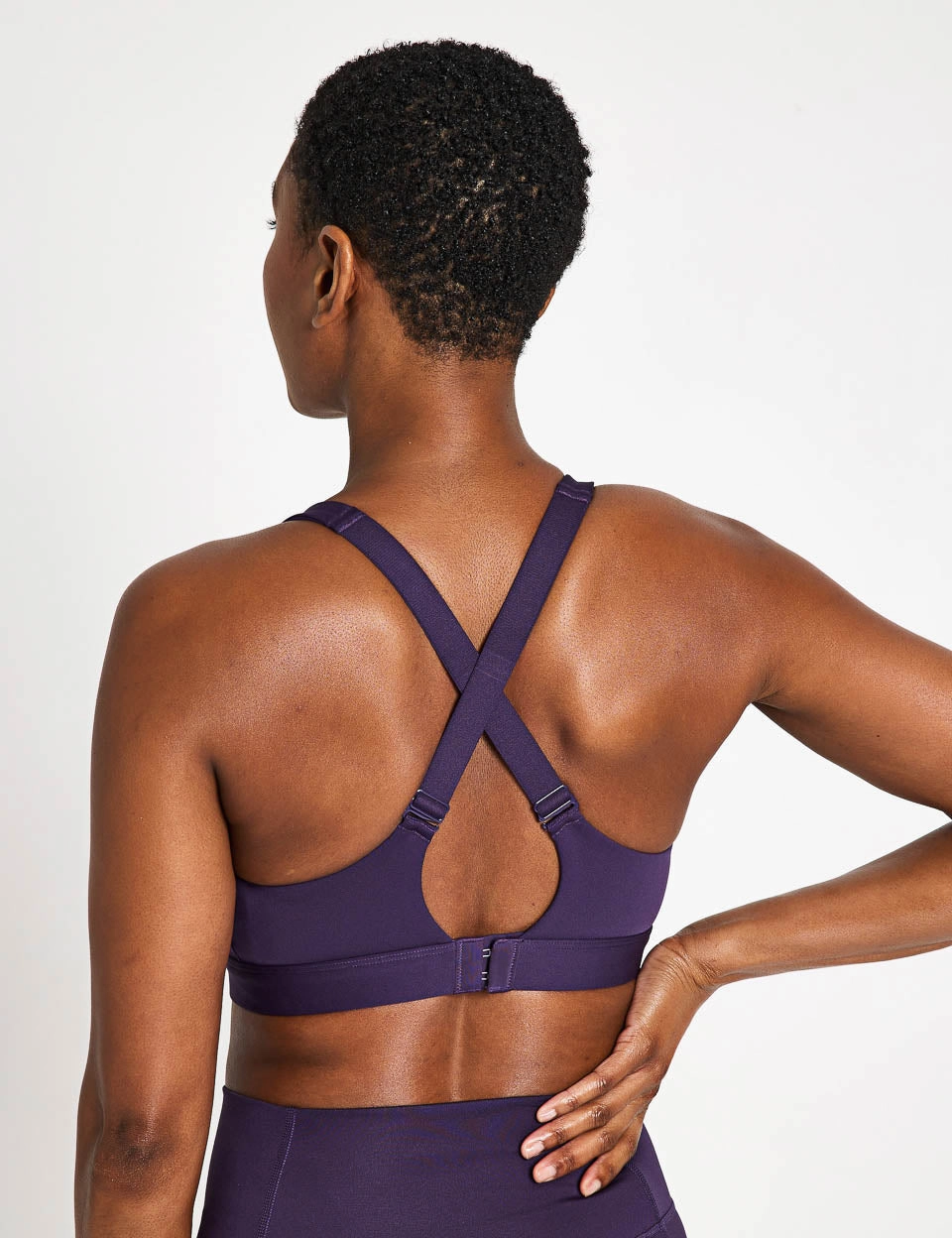 TLRDREACT Training High-Support Bra - Aurora Plum Airflow channels