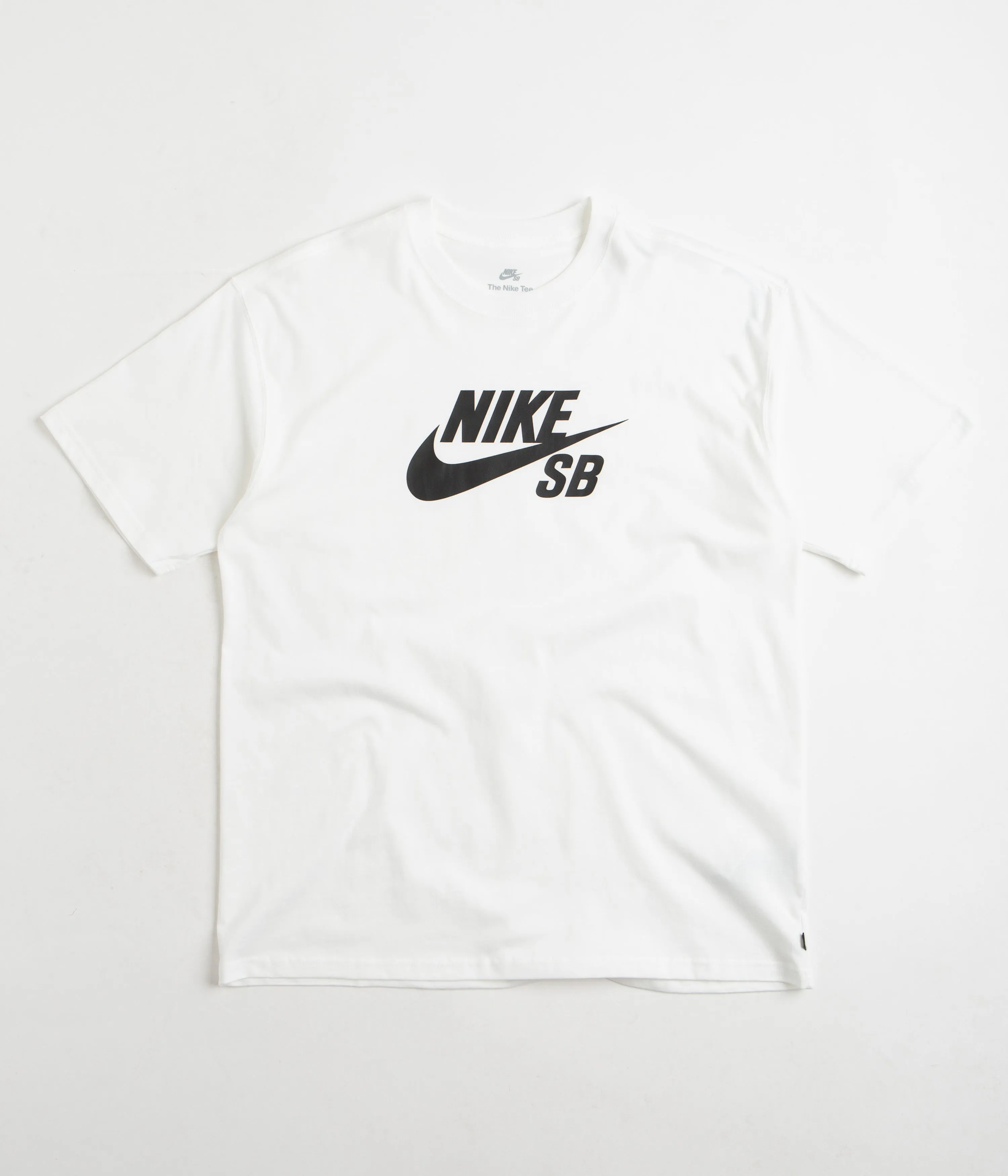 Nike SB Large Logo T-Shirt - White / Black bowling venue Three quarter sleeve