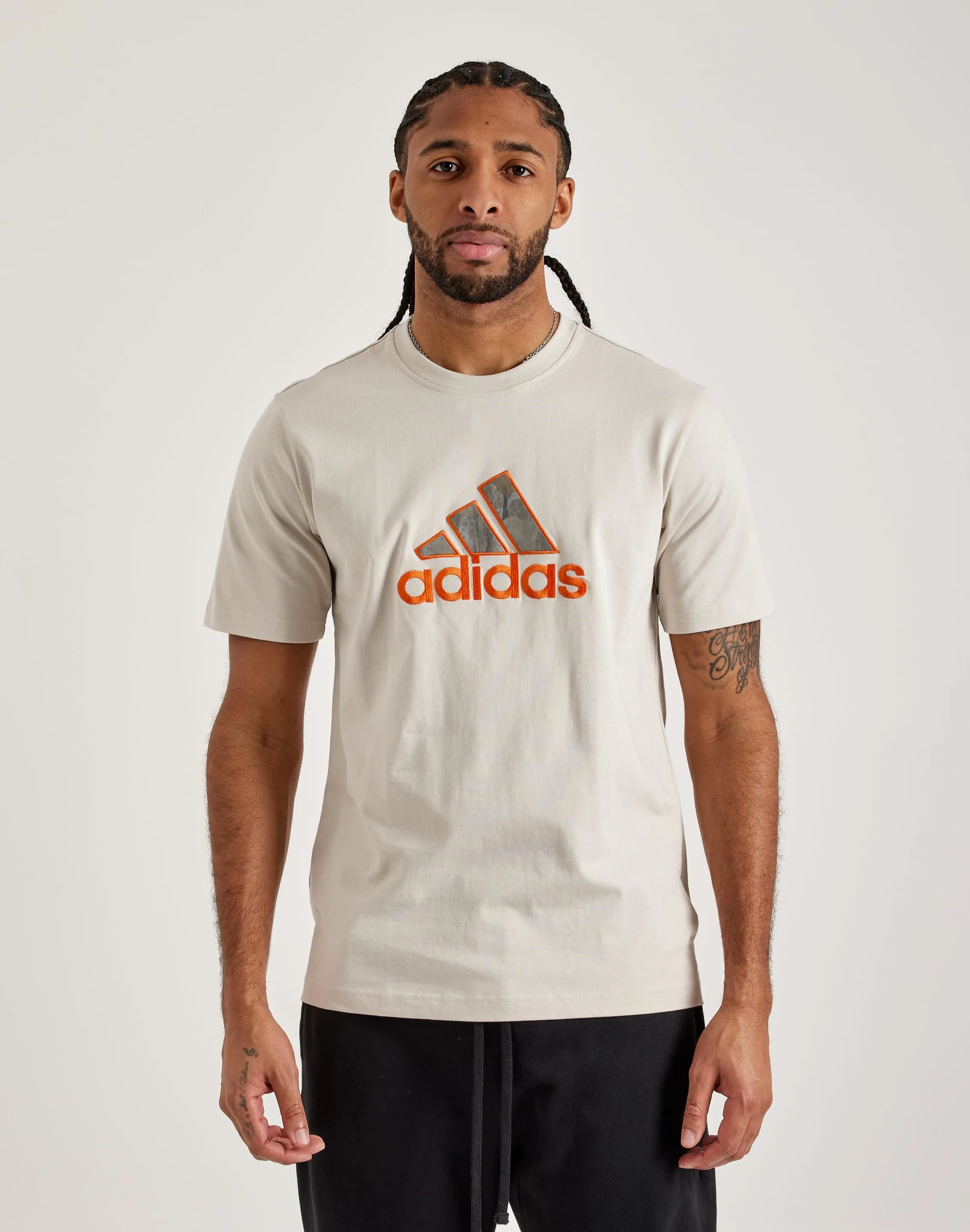 Adidas GFX Tee pack light