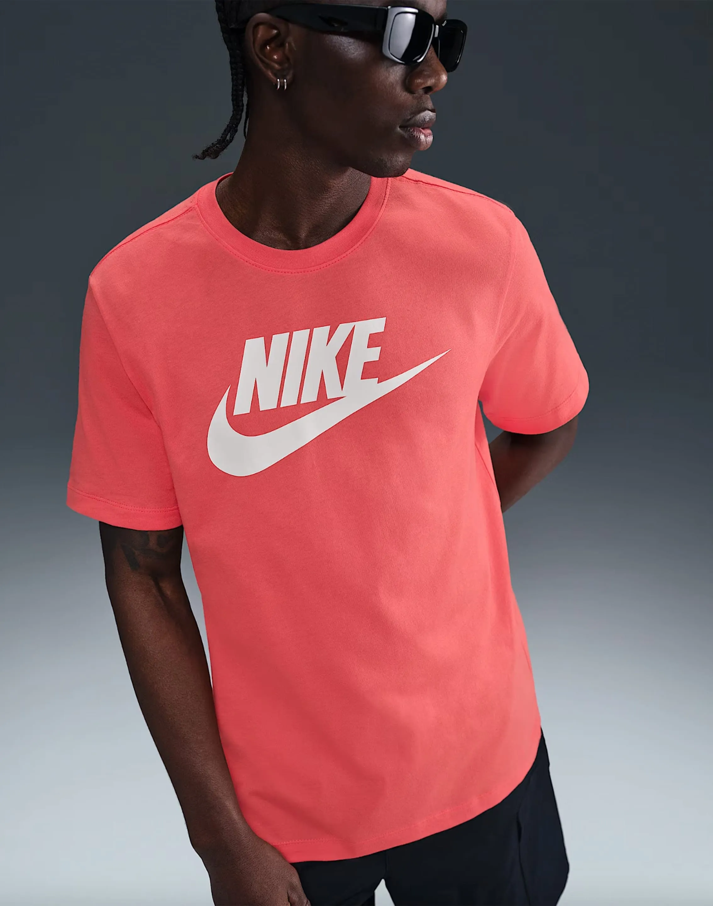 Forest Air Antibacterial Finish Nike Icon Futura Tee