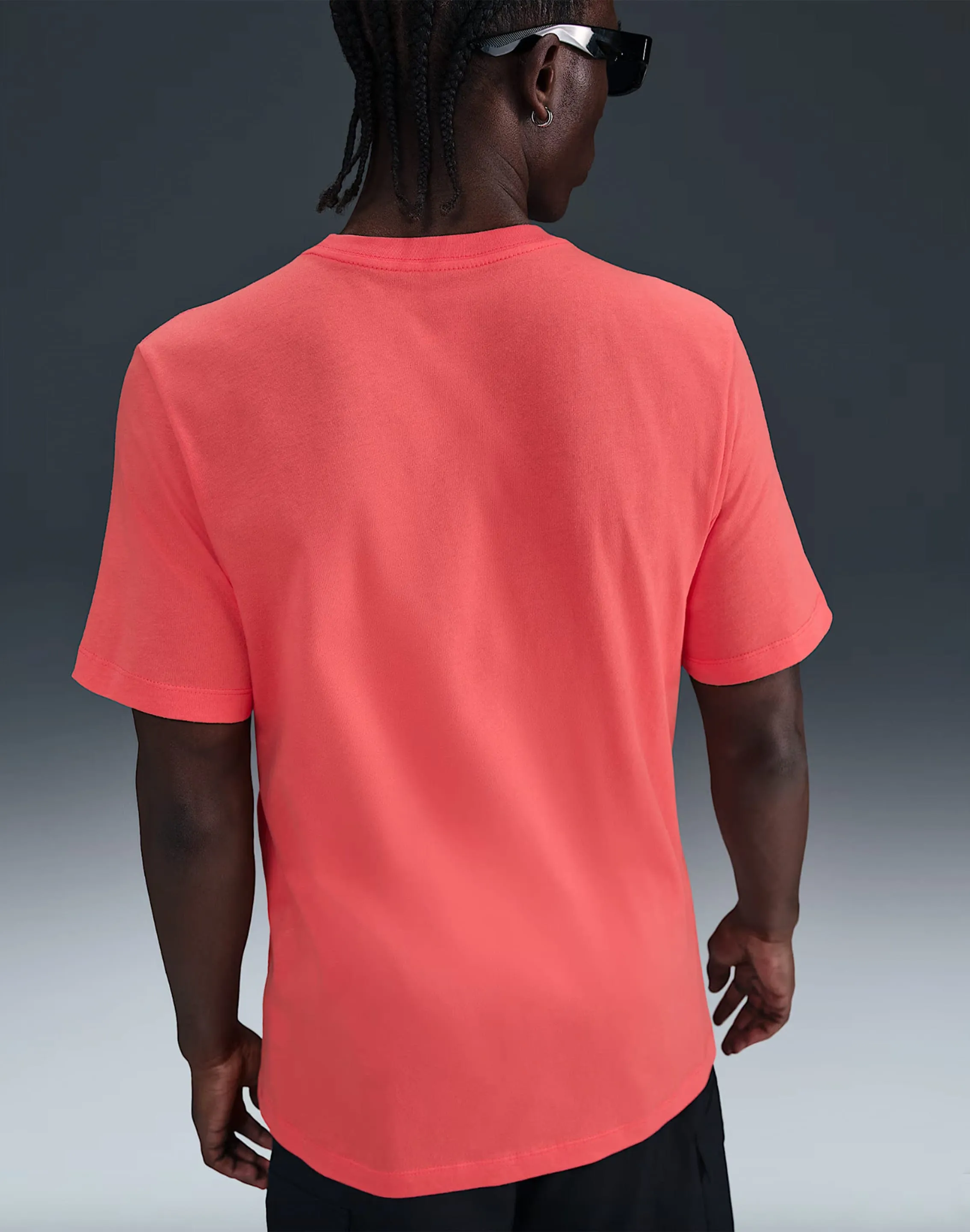 Nike Icon Futura Tee Group Mood Energy Flow