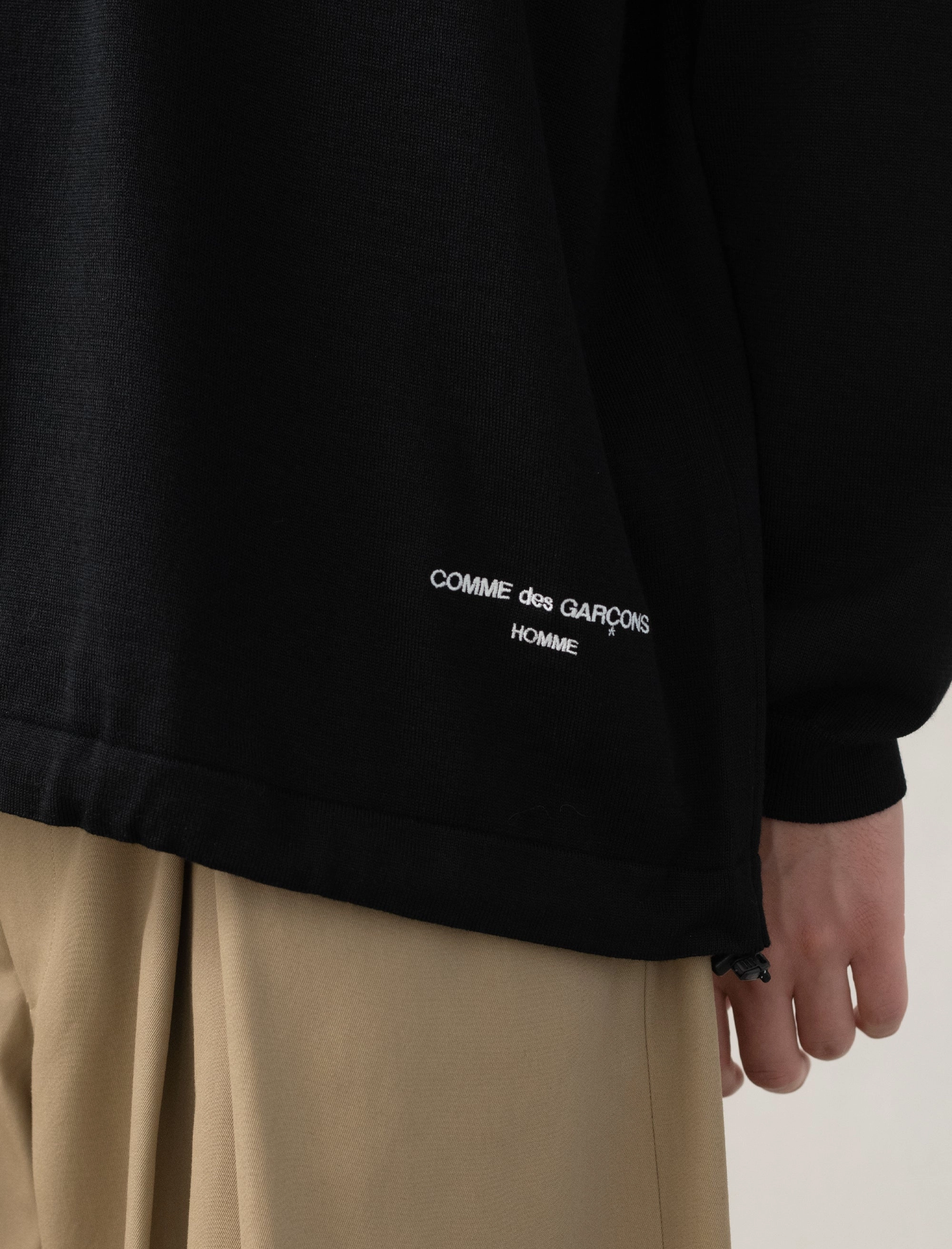 Casual Staple Cinch Sweater (Black)