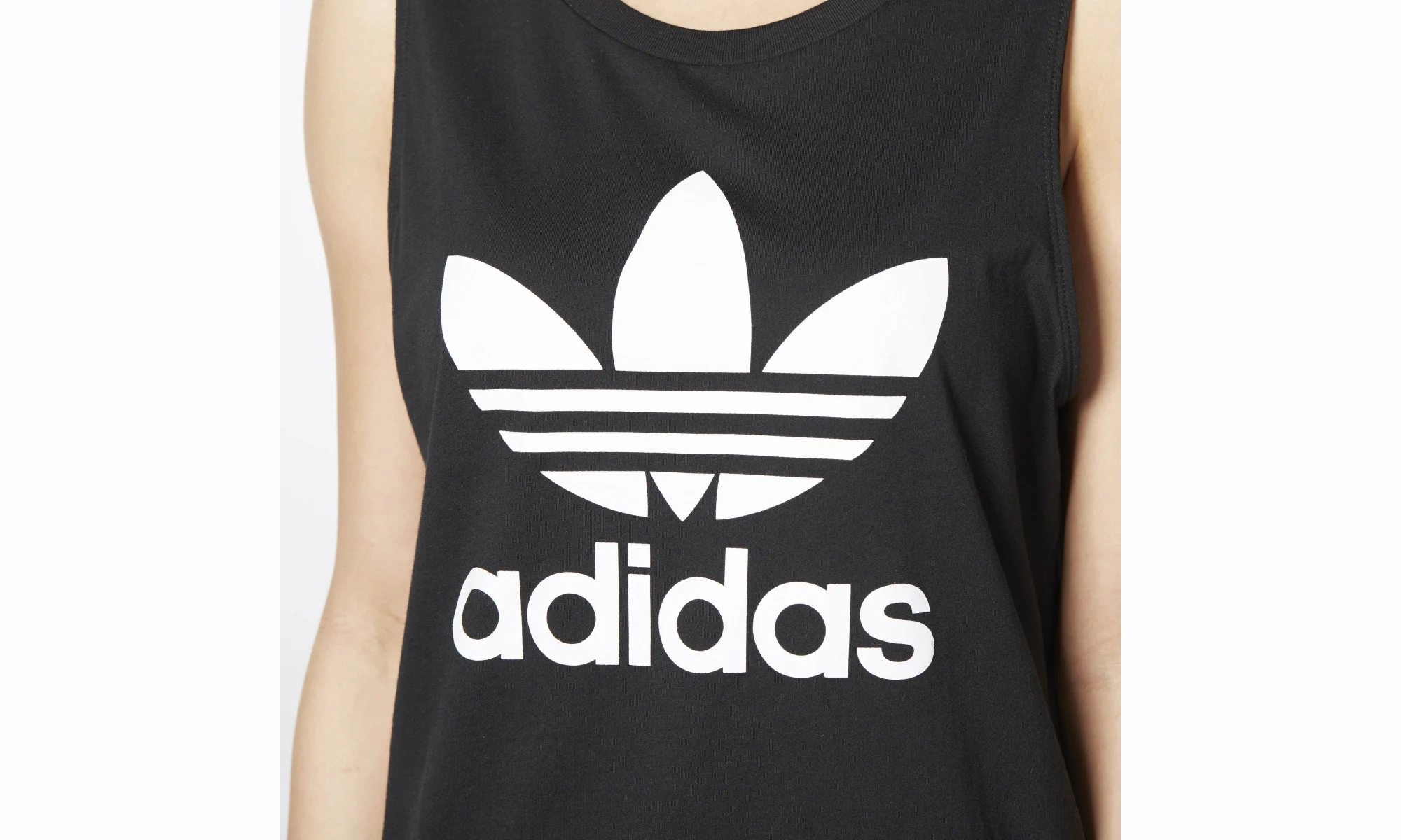 AbrasionFreeZone Loose Trefoil Tank Top "Black / White"
