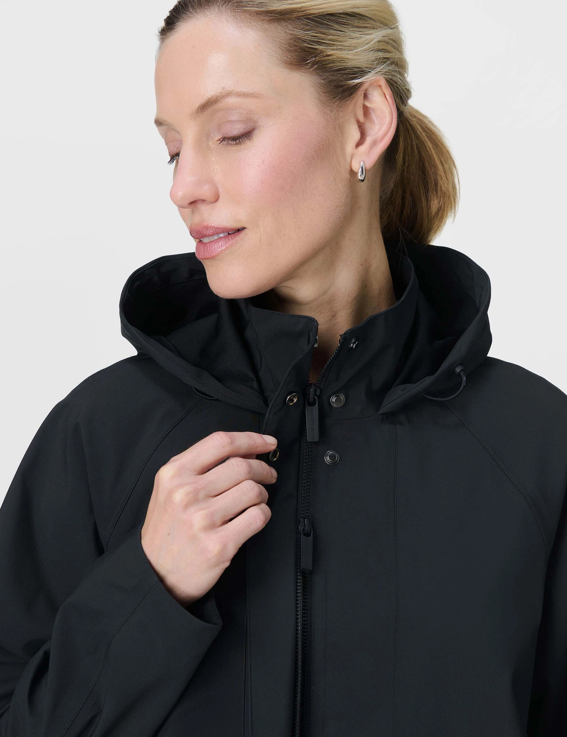 Motion Waterproof Cropped Parka - Black Minimal Daily Fit UV Resistant Finish