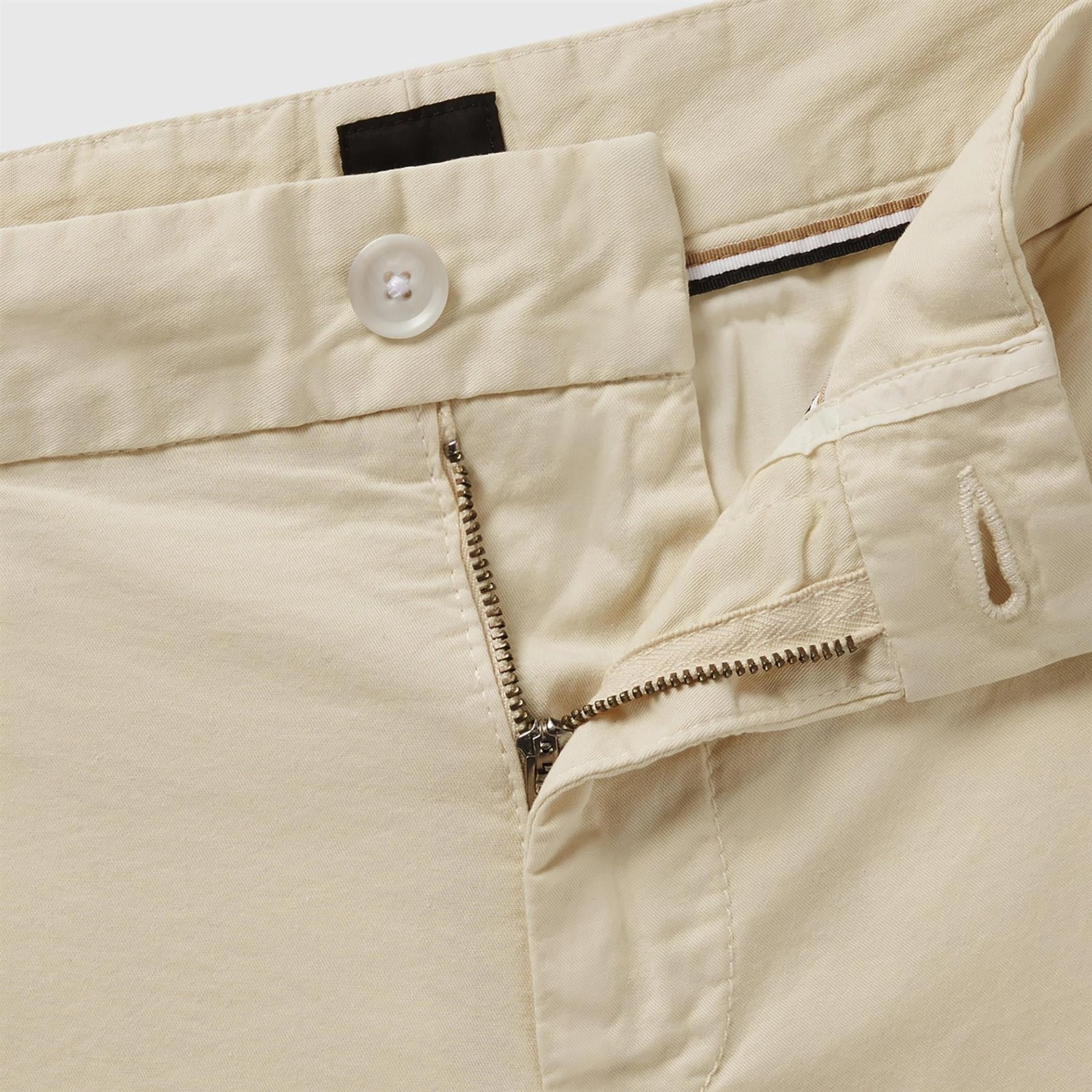 HighBackRise Slice Shorts 1 Open White