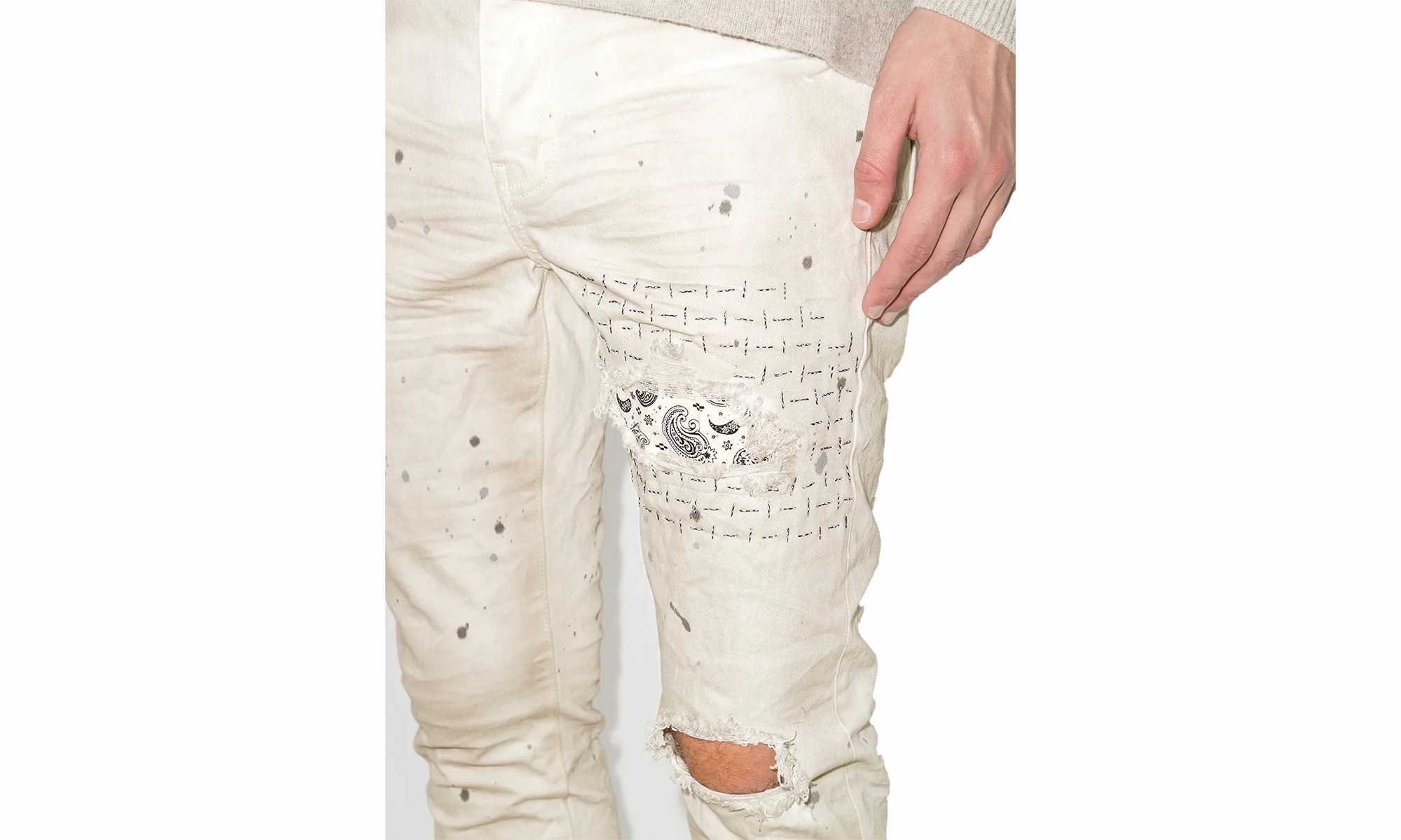 Relaxed Aesthetic Parent Style Evening Stroll Festival Outfit Slim Fit Jeans Low Rise With Slim Leg