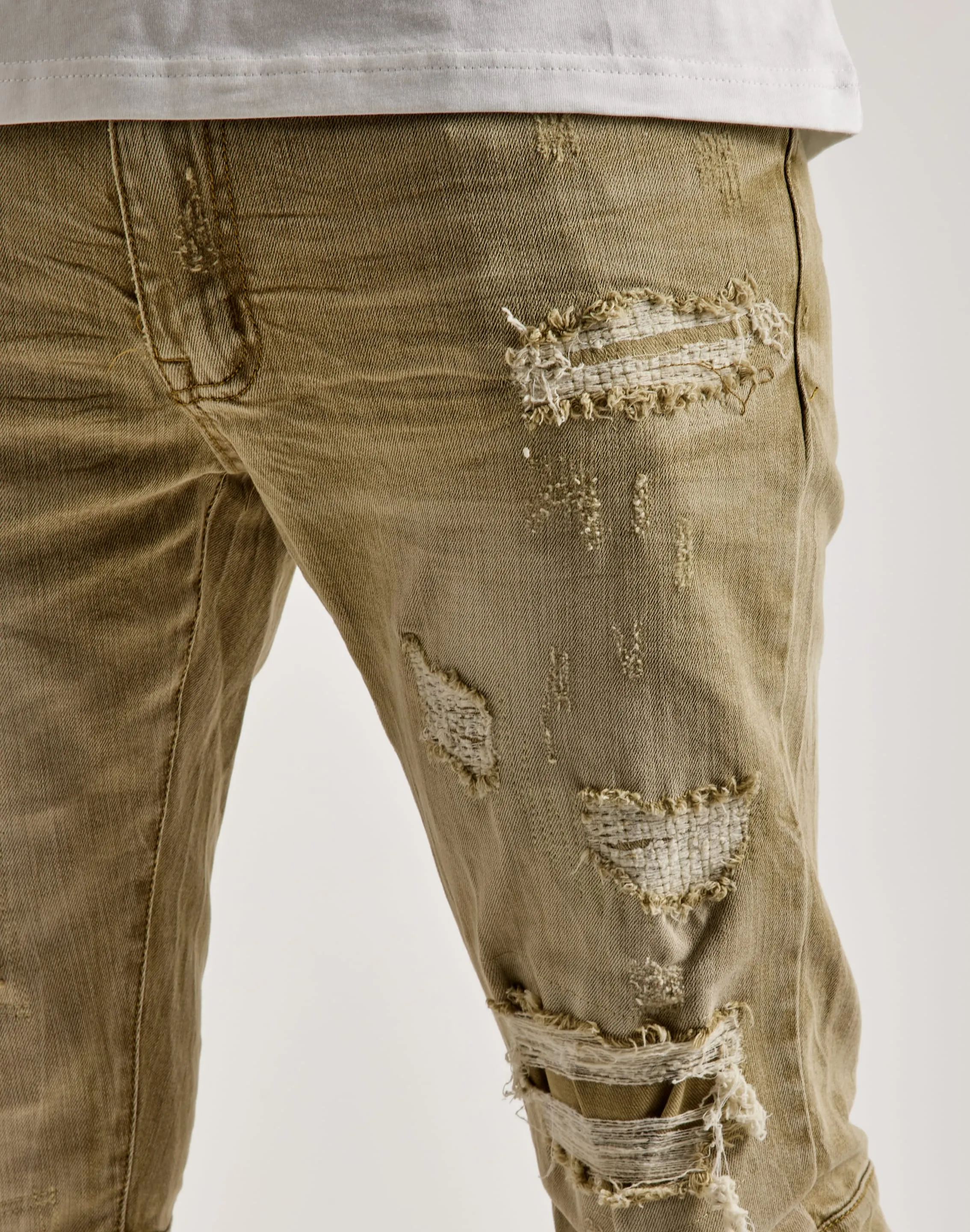 Romance Air Smoke Rise Essential Jeans