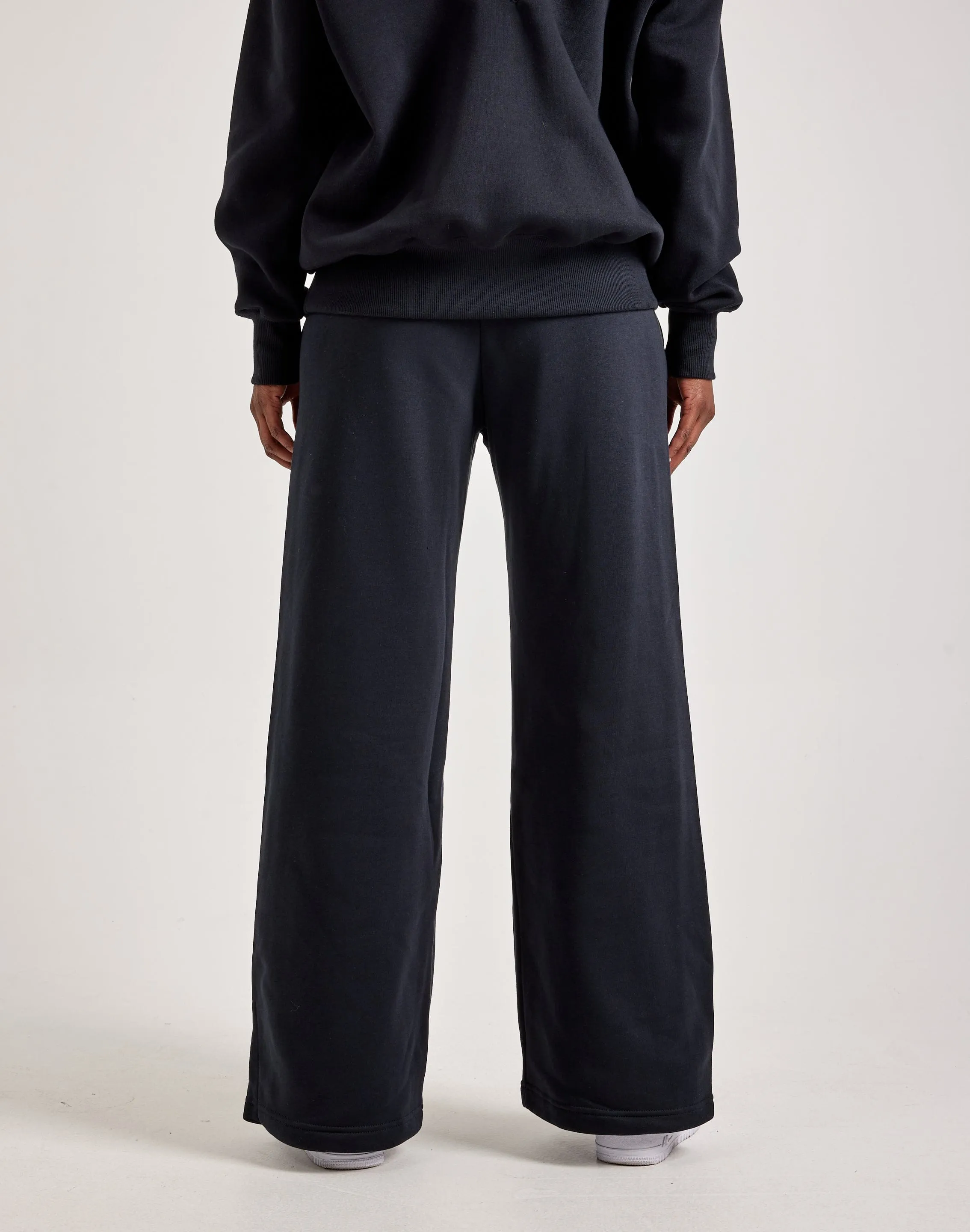 QuickDry Construction Nike Phoenix Fleece Sweatpants