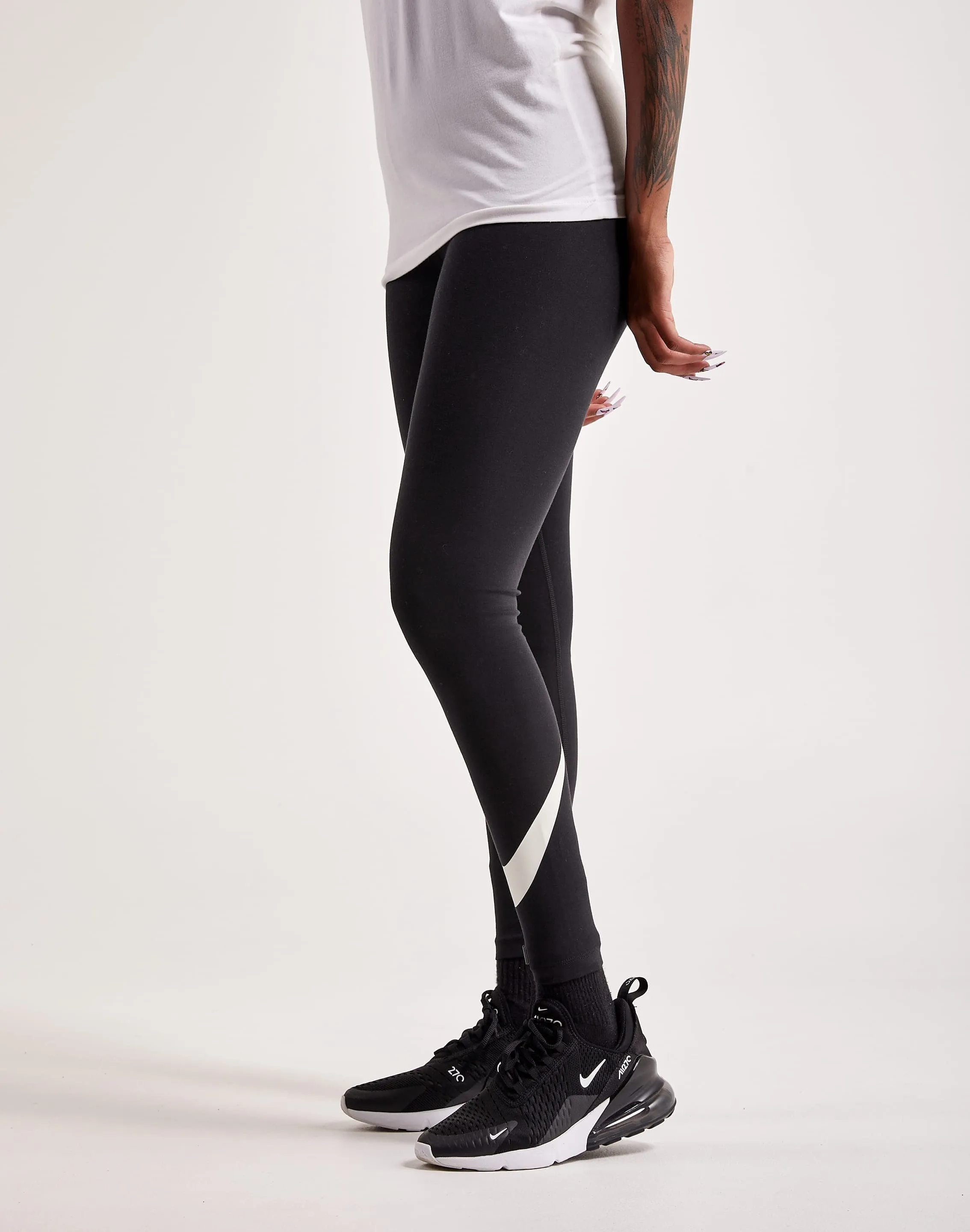 Nike Classics Essential Swoosh Leggings LayeredPanels LightweightWeave