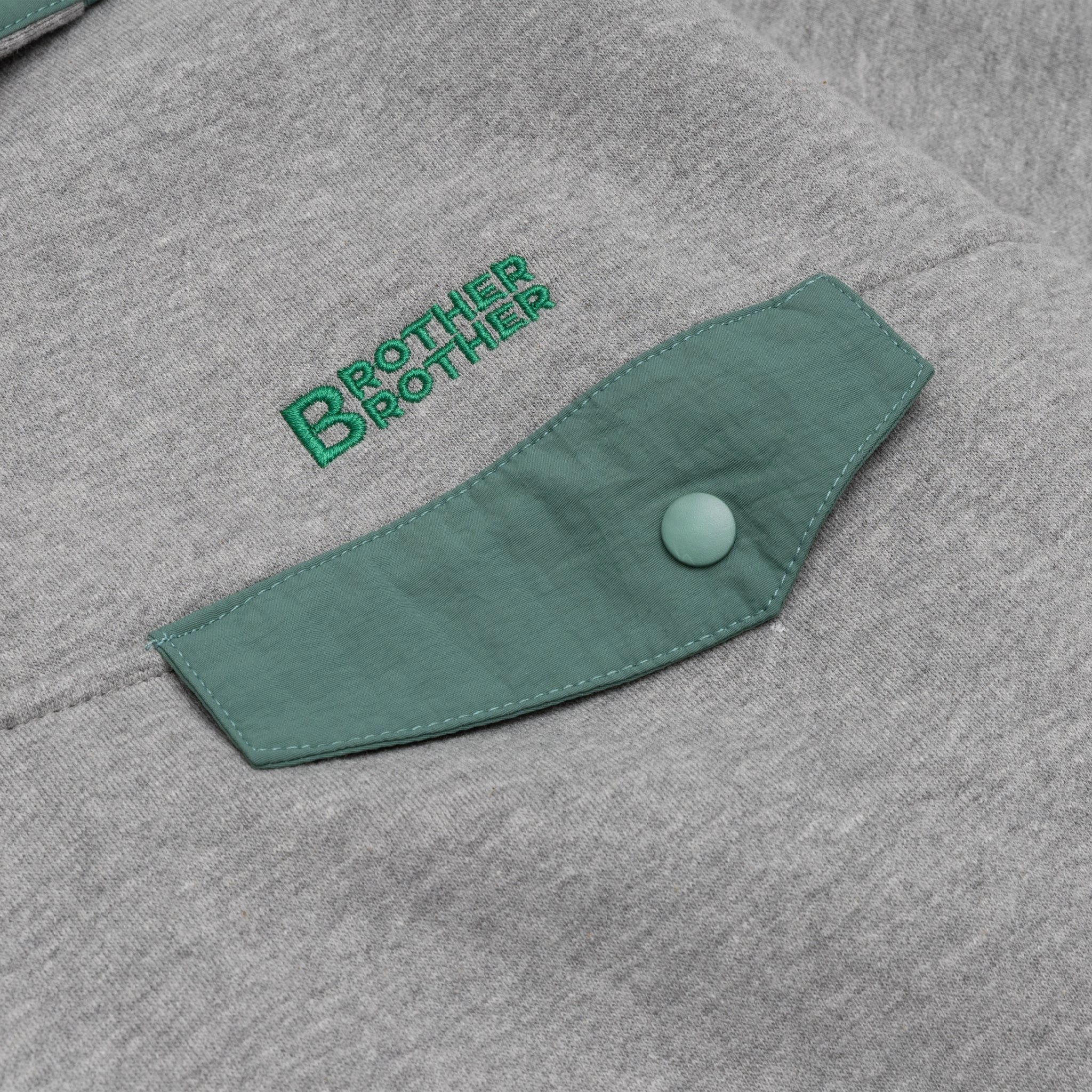 SNAP NECK FLEECE