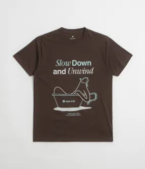 library event Snow Peak Relaxation T-Shirt - Dark Brown