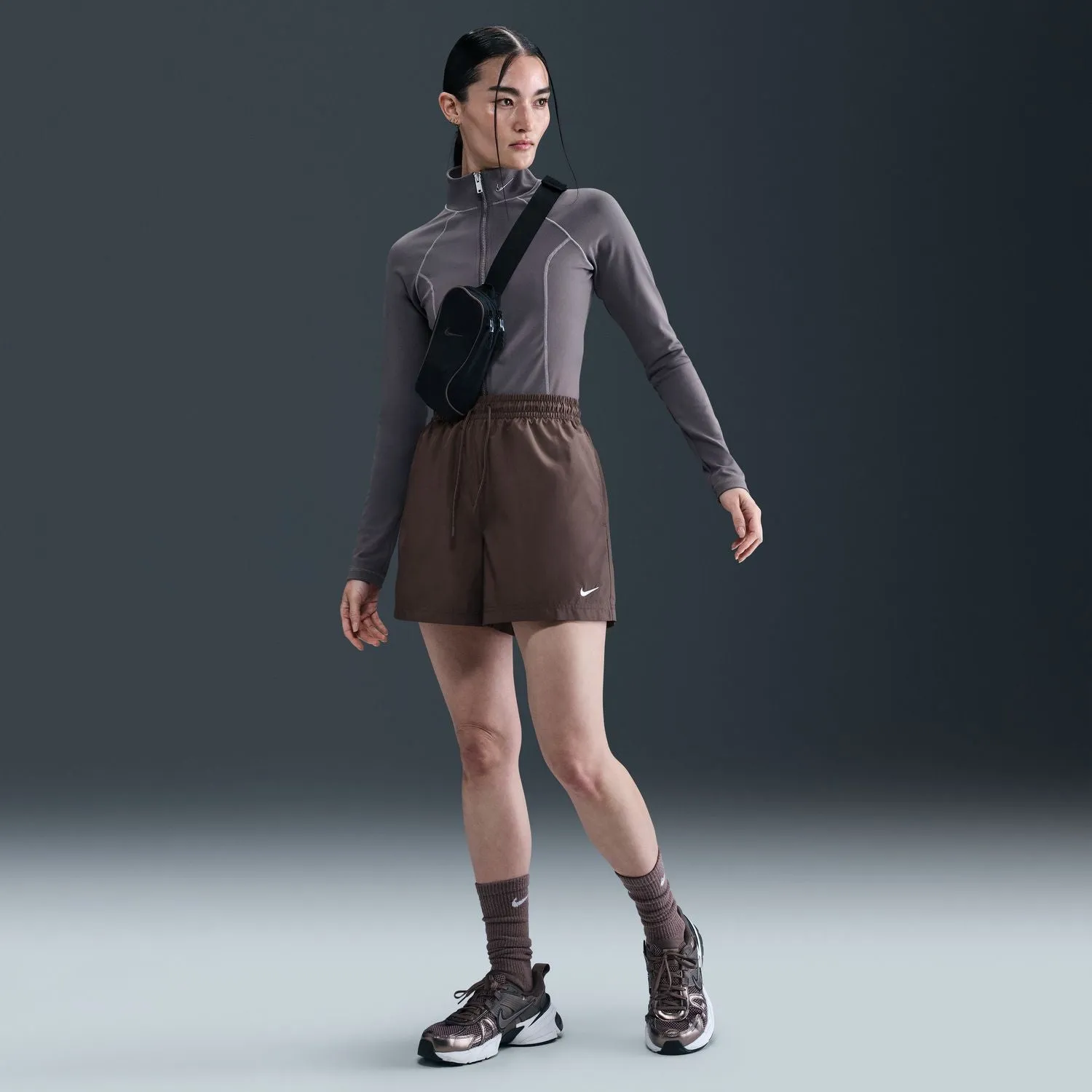 Essential Woven Short - Womens Green Fit
