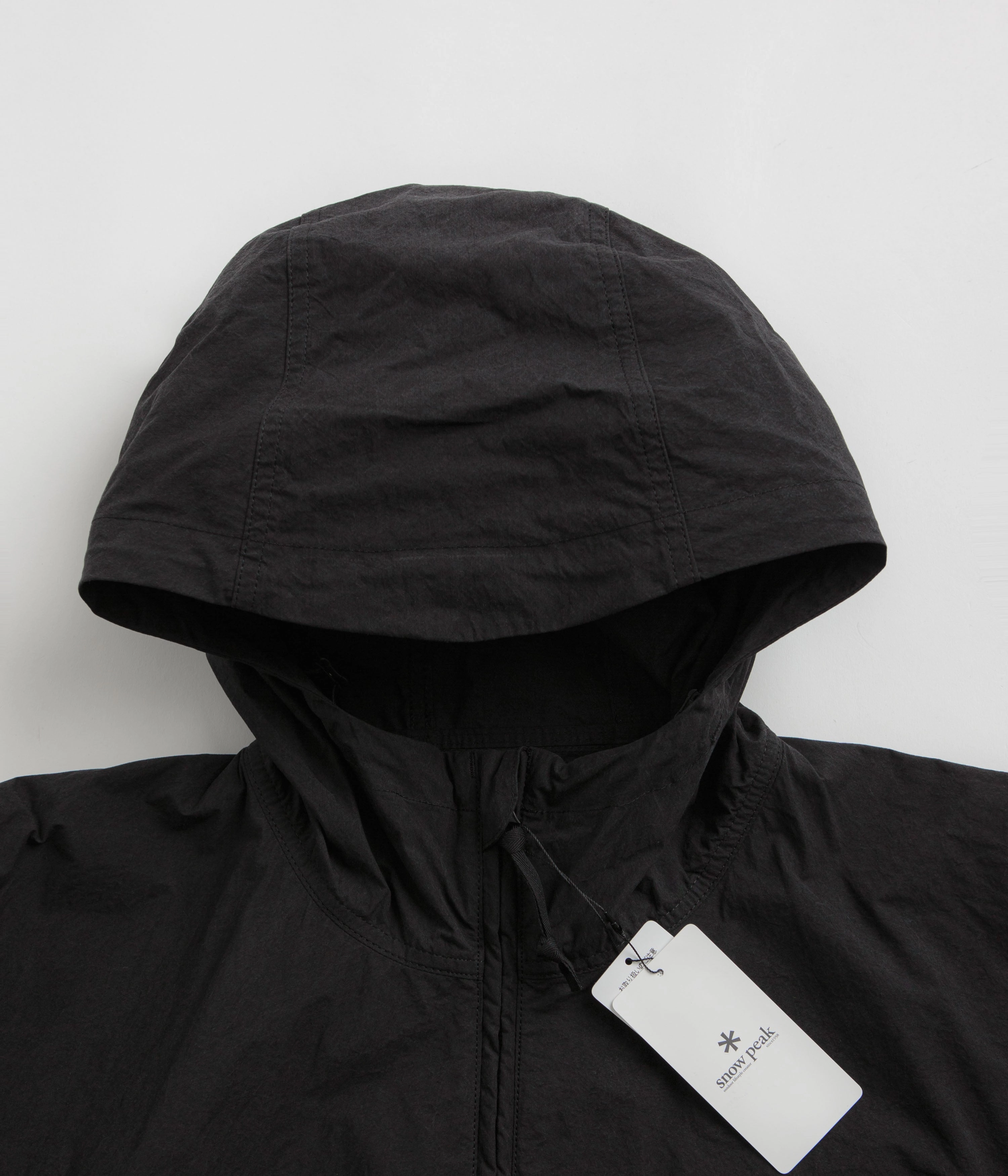 Flexible Shoulder Mobility suitable for religious ceremonies Snow Peak C/N Parka - Black